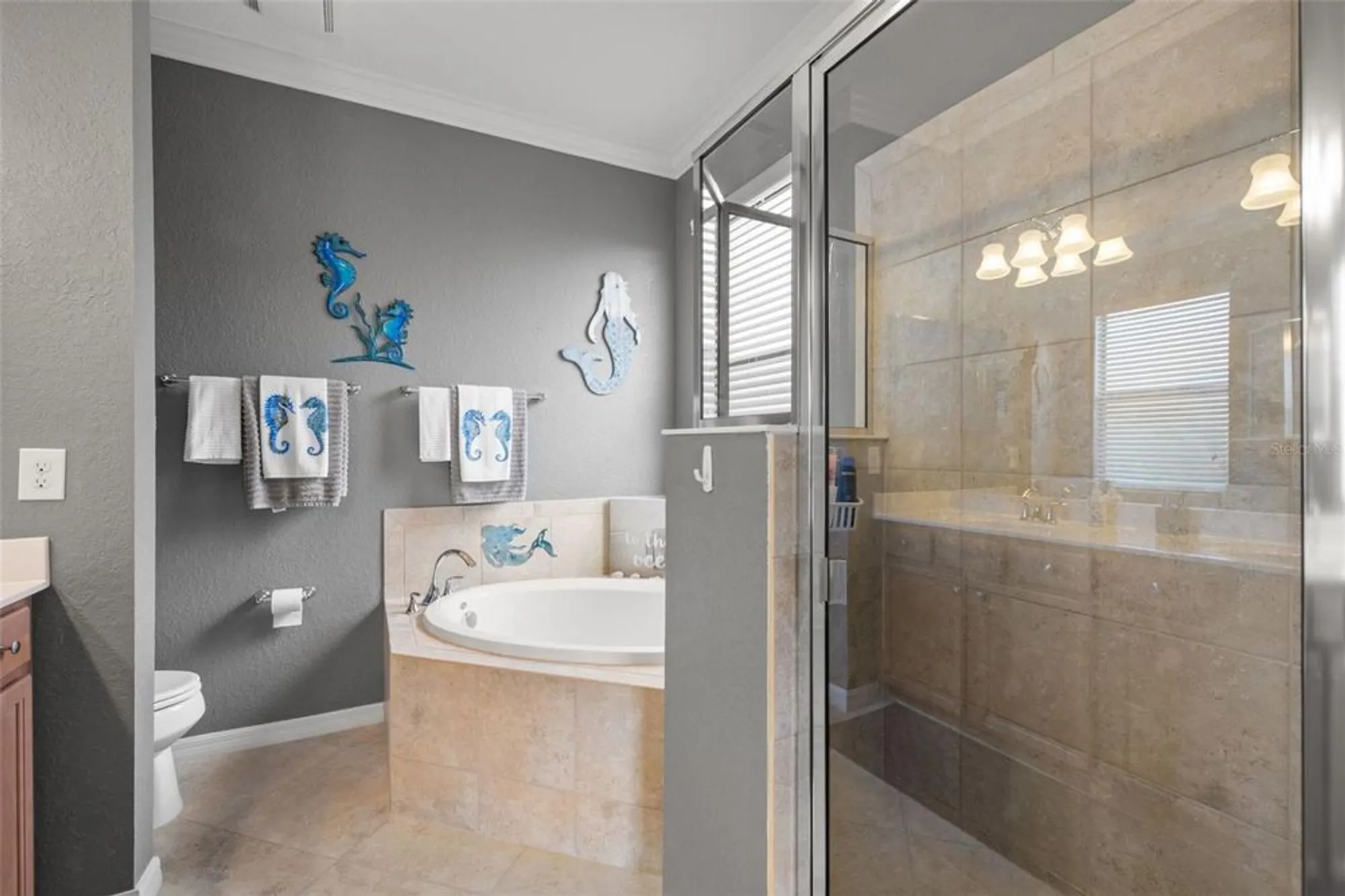 Property Slideshow image 22 of 46 | 6516 candlestick dr, Bradenton, FL, 34212