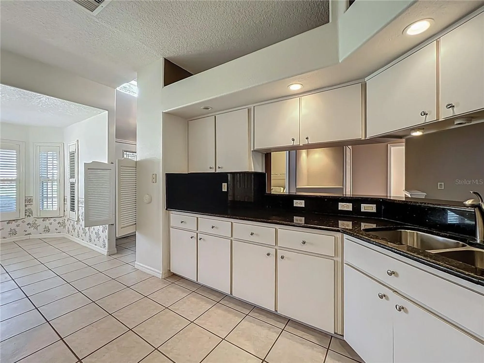 Property Slideshow image 9 of 53 | 21636 king henry ave, Leesburg, FL, 34748