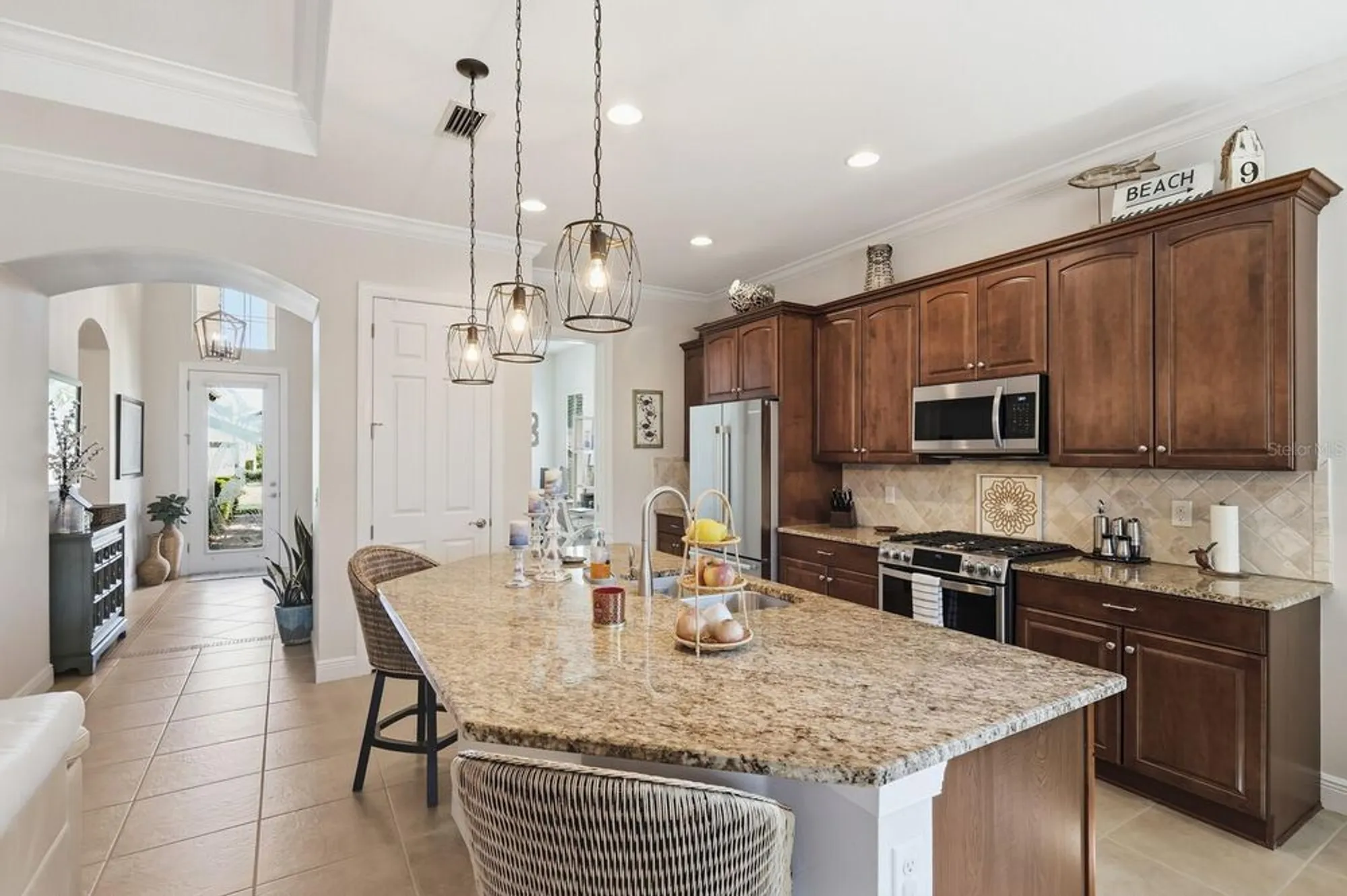 Property Slideshow image 15 of 89 | 1250 tidewater ct, Bradenton, FL, 34208