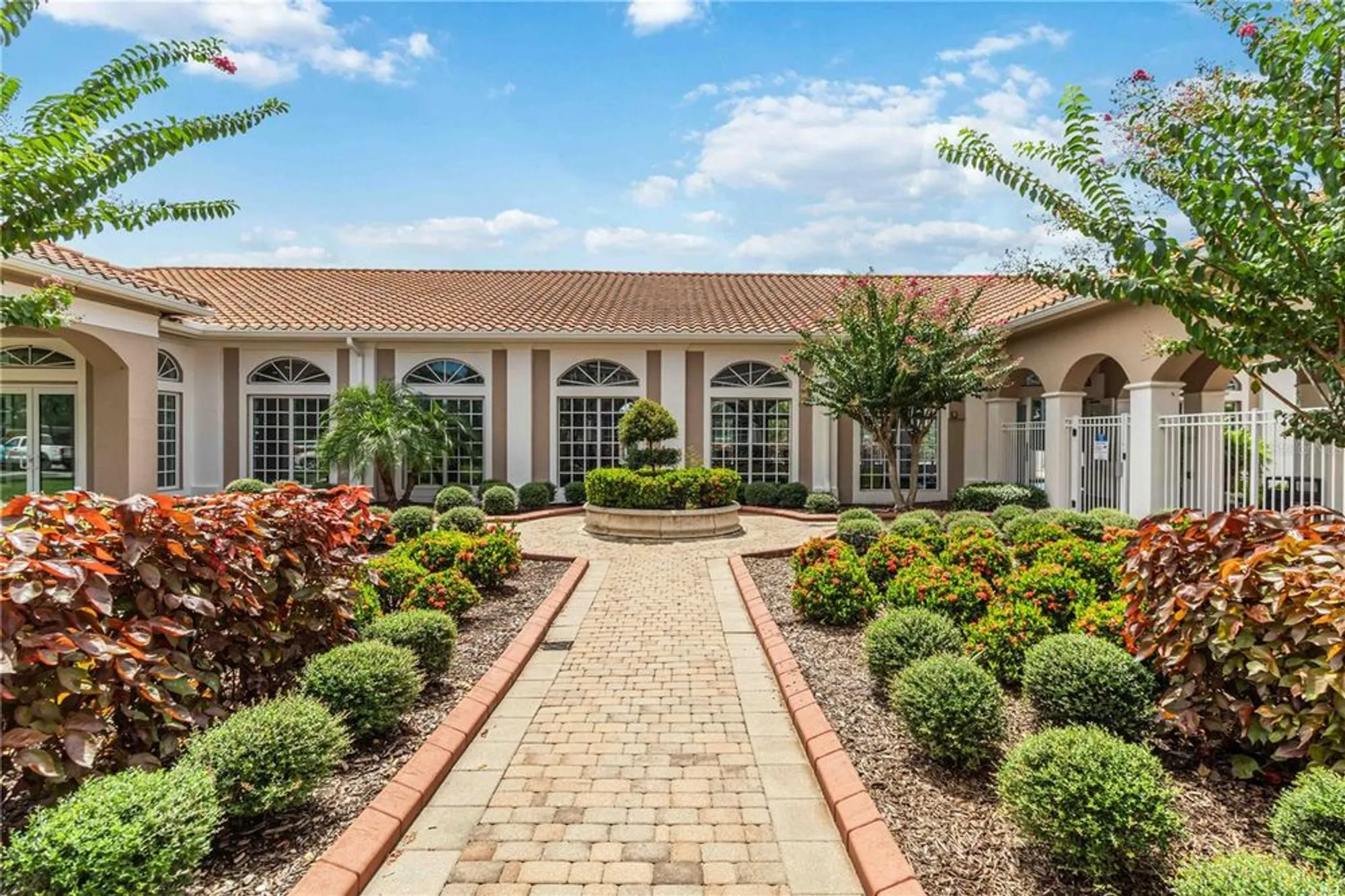 Property Slideshow image 20 of 31 | 4211 64th dr e unit e, Sarasota, FL, 34243