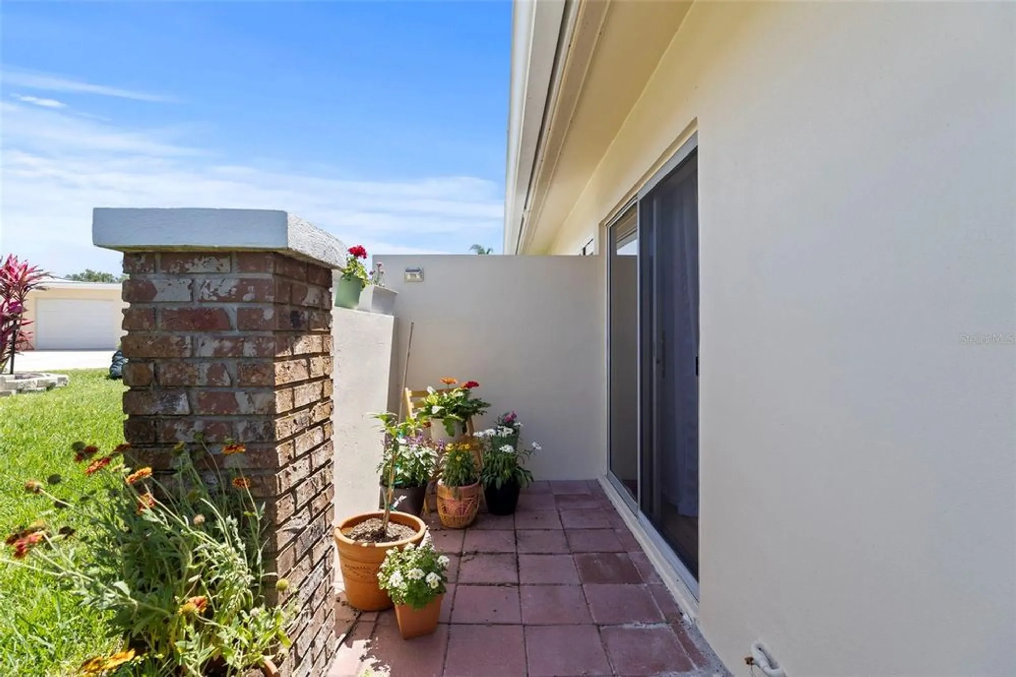 Property Slideshow image 16 of 32 | 2735 sherbrooke ln d, Palm Harbor, FL, 34684