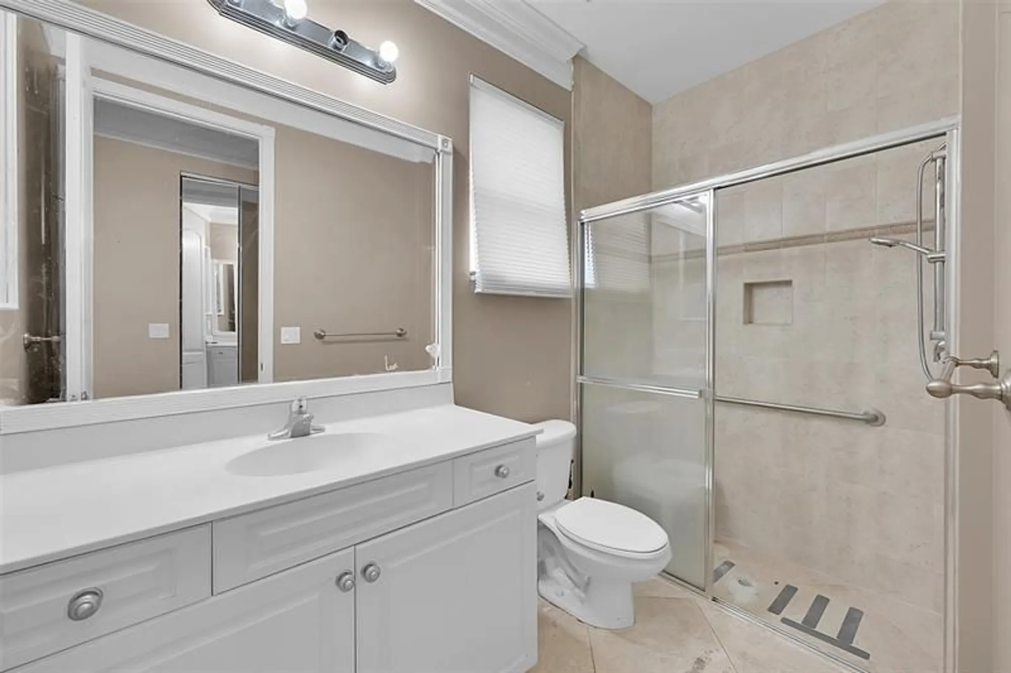 Property Slideshow image 24 of 61 | 7200 veneto dr, Boynton Beach, FL, 33437