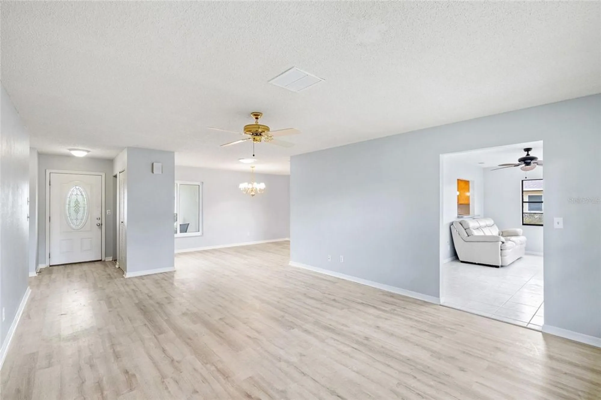 Property Slideshow image 10 of 33 | 1530 ingram dr # 1530, Sun City Center, FL, 33573