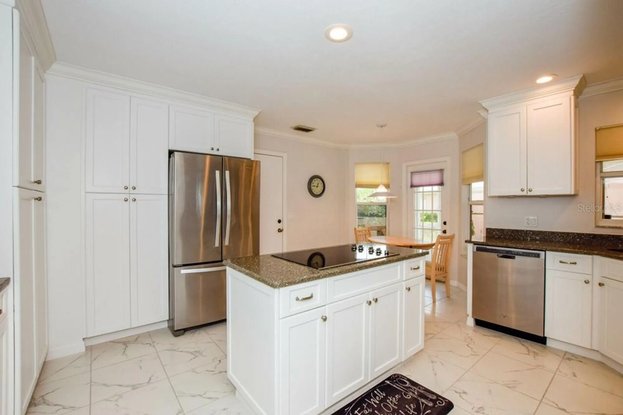 Property Slideshow image 11 of 57 | 745 harrington lake dr 30, Venice, FL, 34293