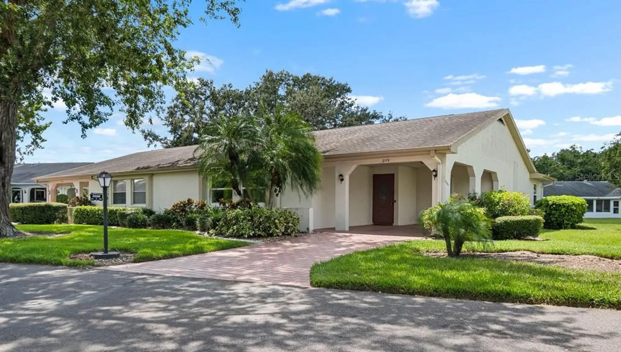 Property Slideshow image 1 of 50 | 2109 harleston pl # 2109, Sun City Center, FL, 33573