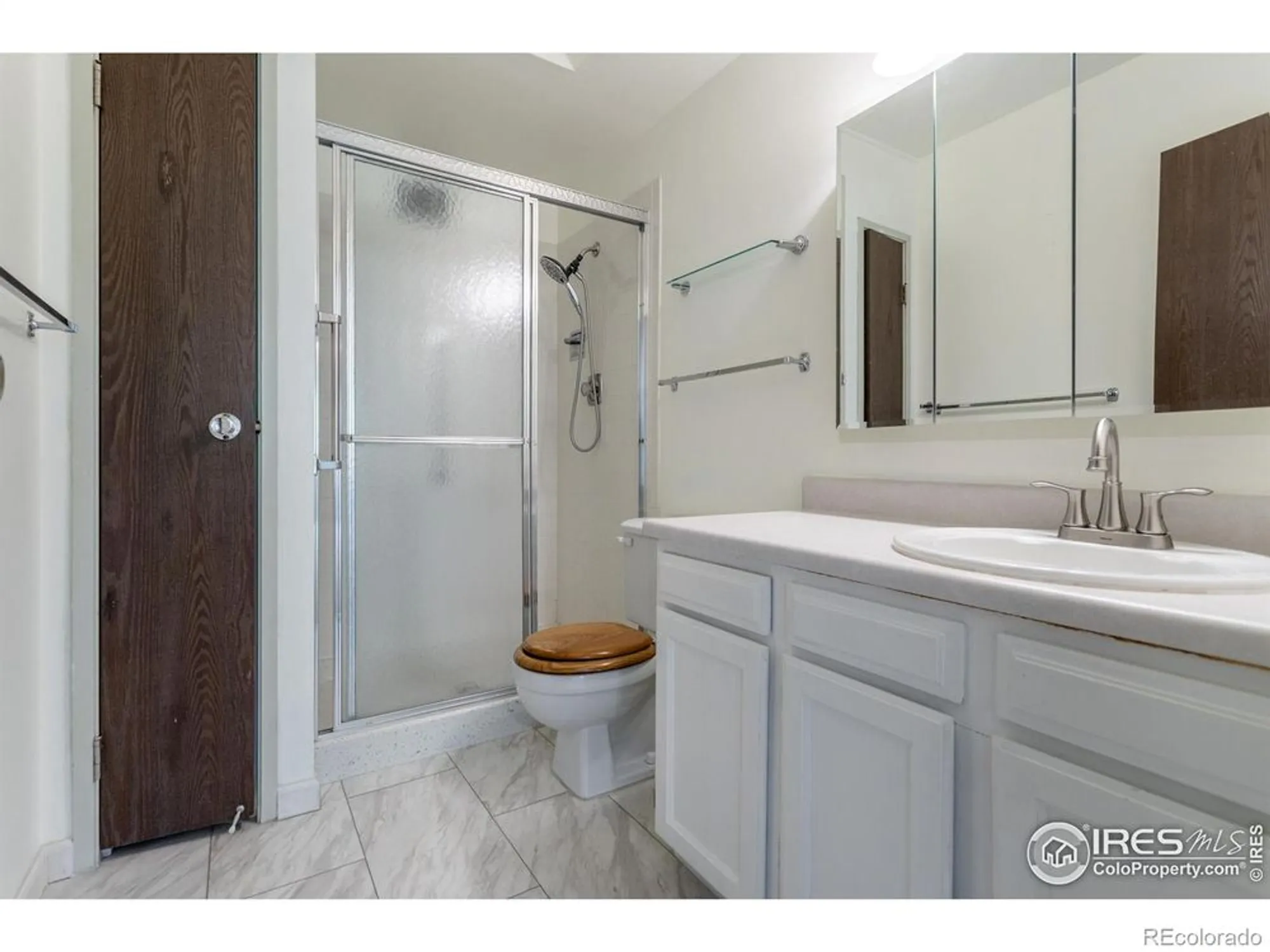 Property Slideshow image 14 of 21 | 3144 s wheeling way 209, Aurora, CO, 80014