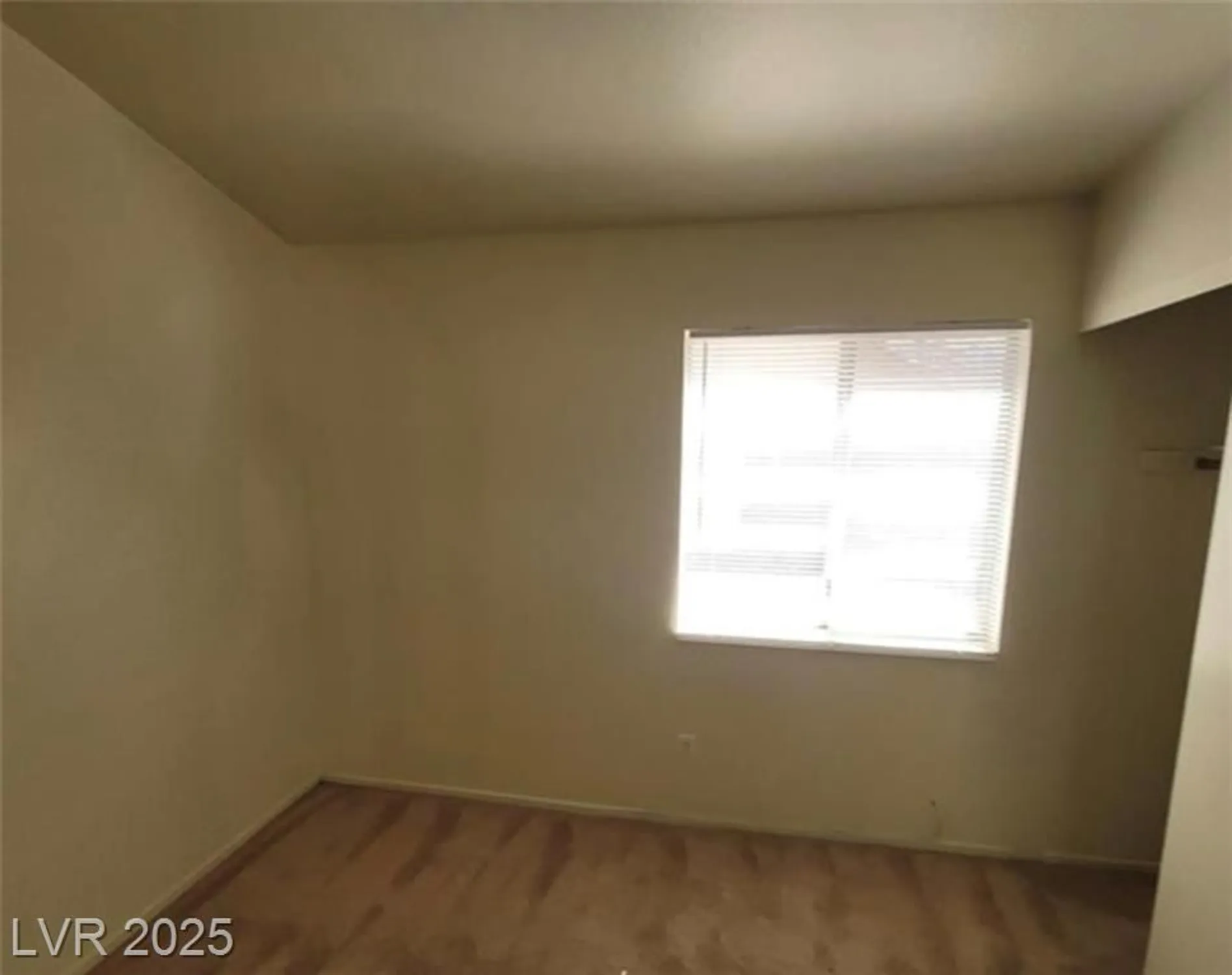 Property Slideshow image 23 of 42 | 4856 minturn ave, Las Vegas, NV, 89130