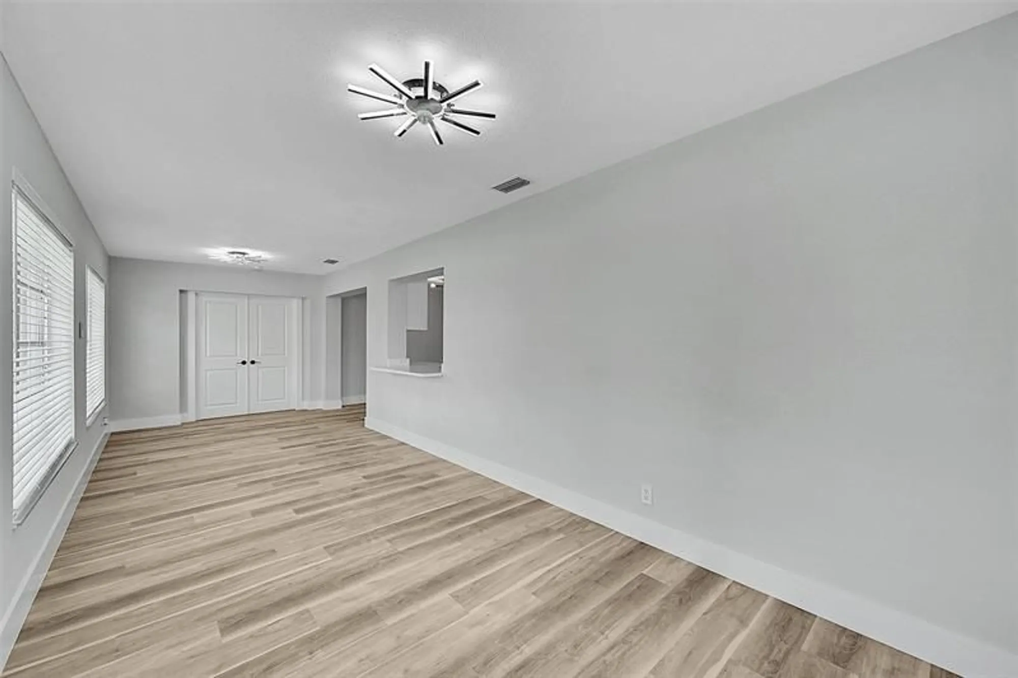 Property Slideshow image 18 of 35 | 6925 nw 11th st, Margate, FL, 33063