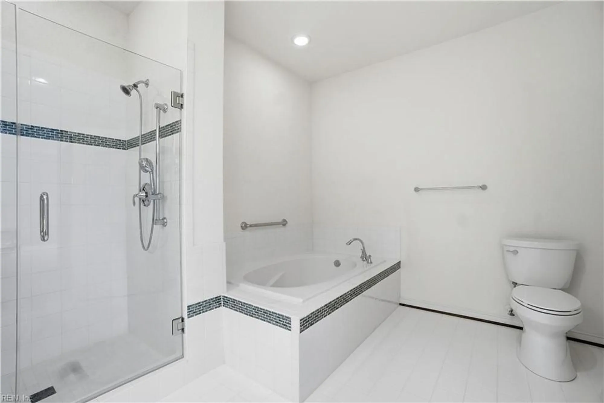 Property Slideshow image 21 of 50 | 502 dunning ln, Chesapeake, VA, 23322