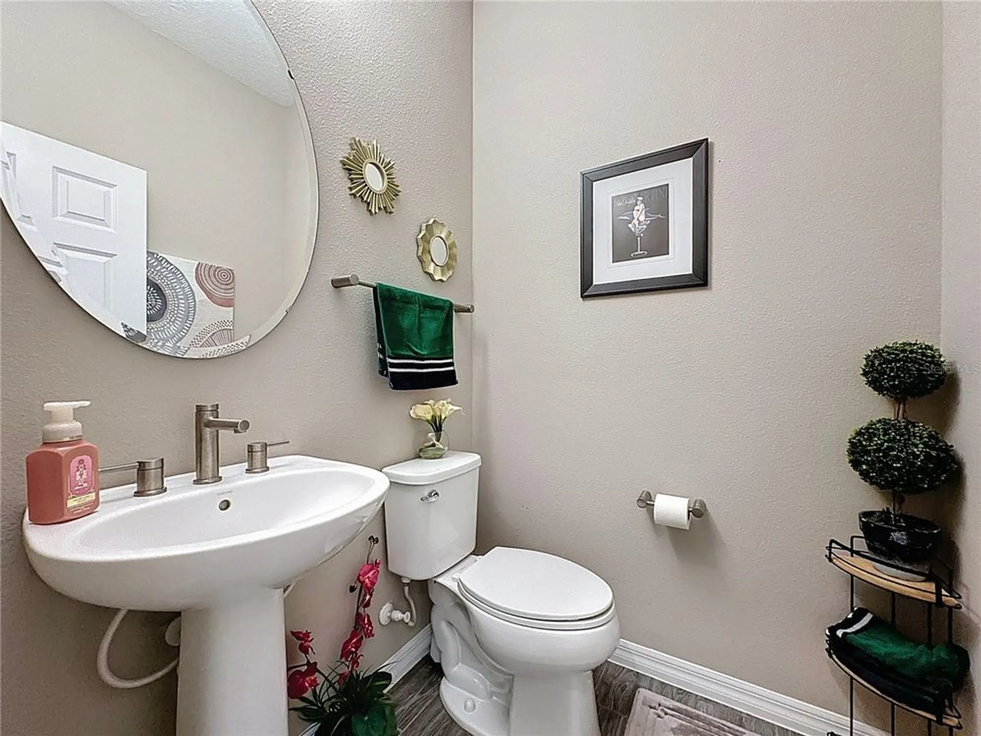 Property Slideshow image 51 of 89 | 201 silver maple rd, Groveland, FL, 34736