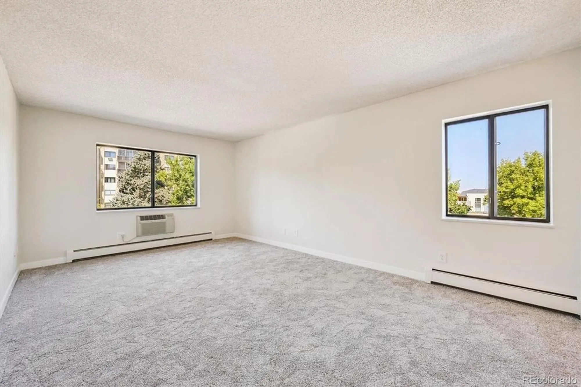 Property Slideshow image 14 of 30 | 14050 e linvale pl apt 312, Aurora, CO, 80014