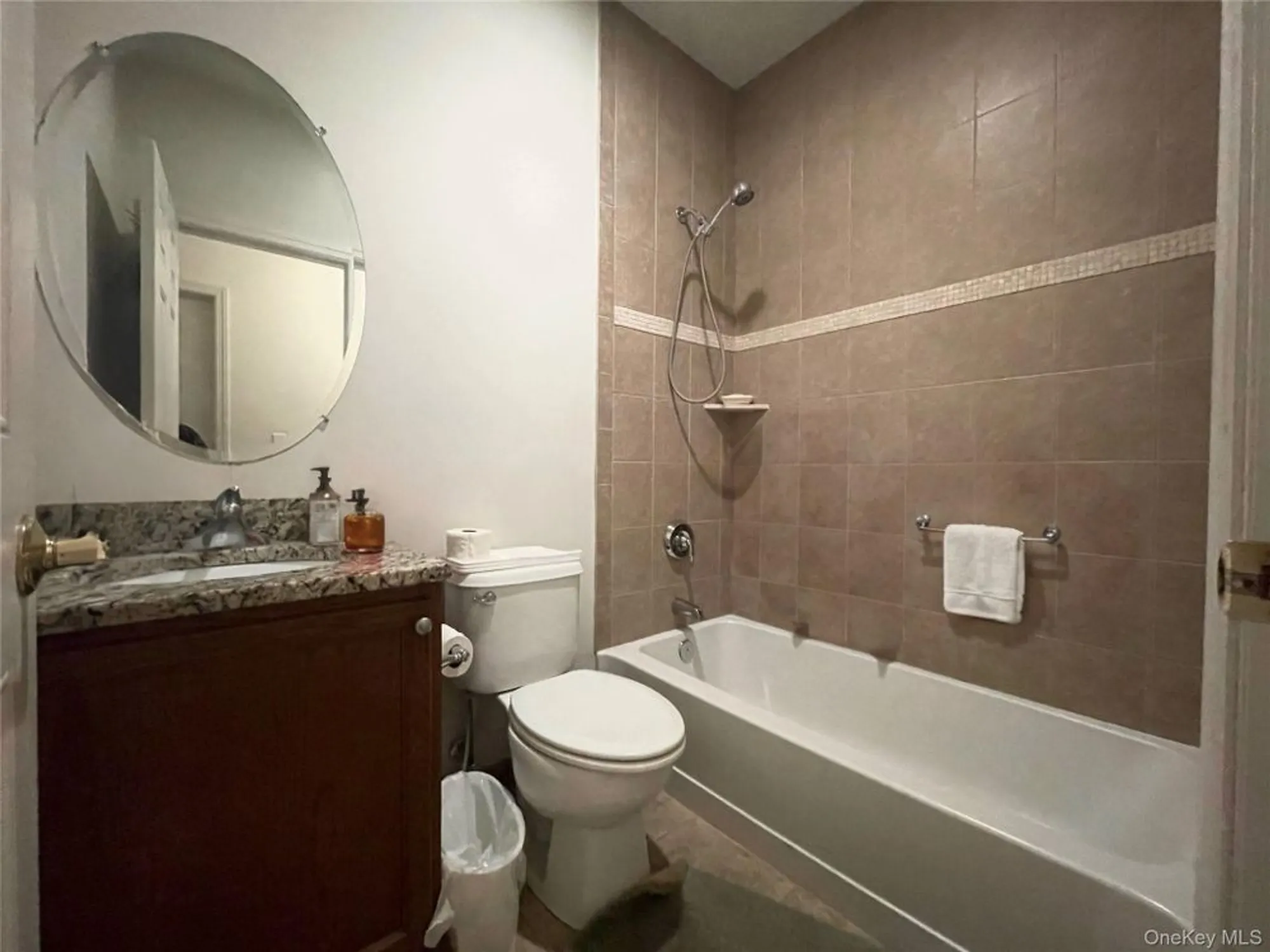 Property Slideshow image 7 of 20 | 272 spring dr, East Meadow, NY, 11554