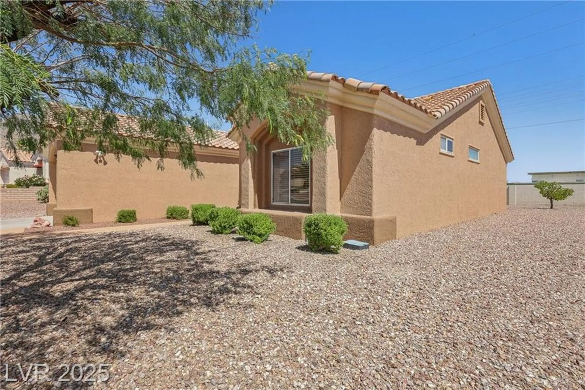 Property Slideshow image 4 of 56 | 10428 villa ridge dr, Las Vegas, NV, 89134