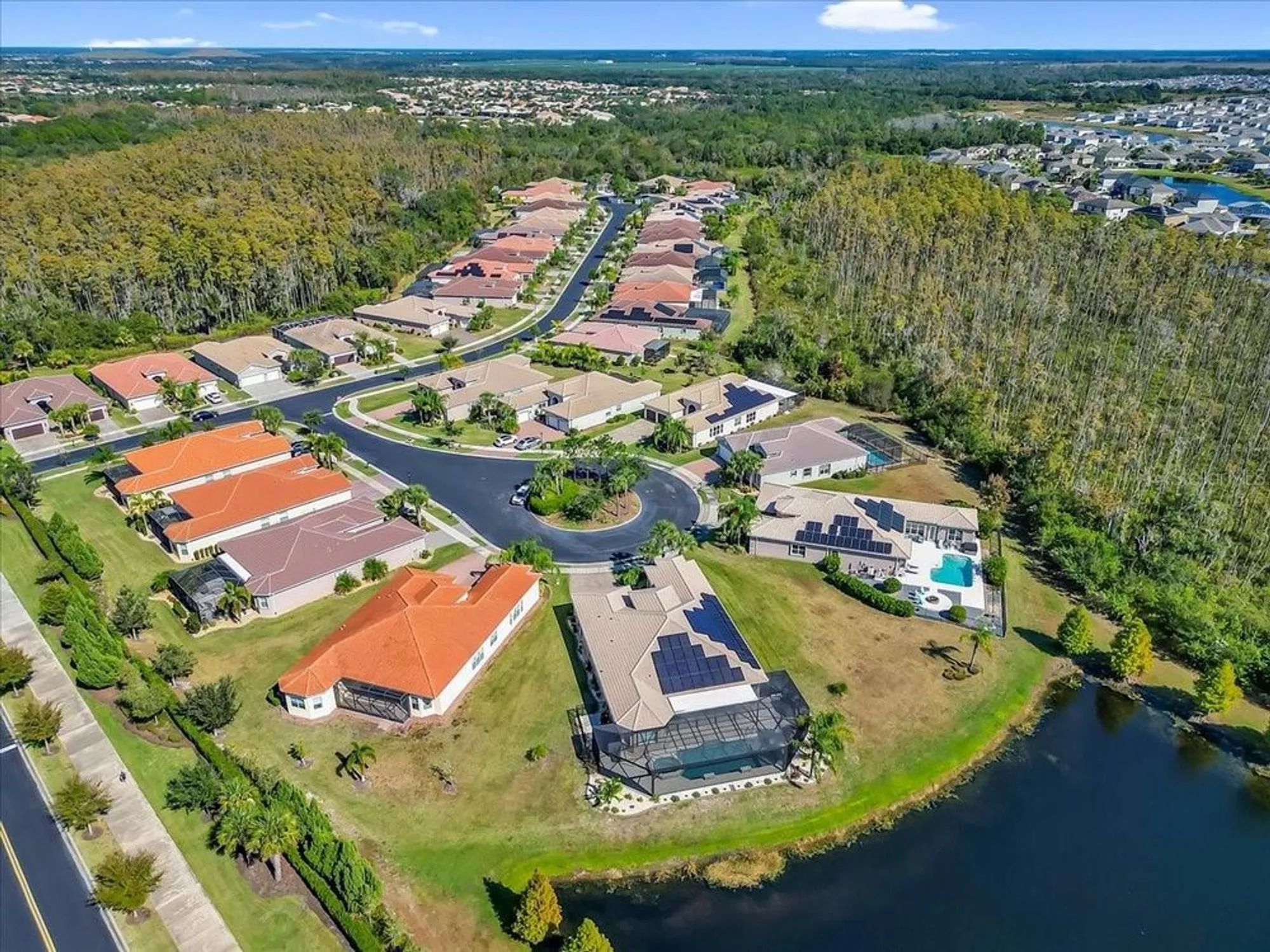 Property Slideshow image 64 of 76 | 16308 garnet glen pl, Wimauma, FL, 33598