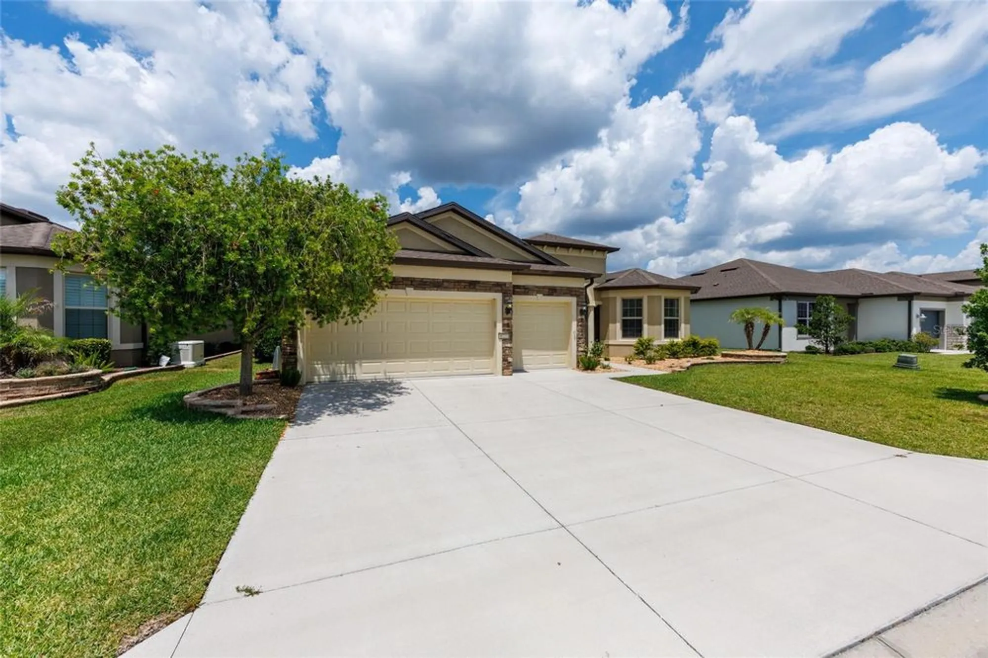 Property Slideshow image 6 of 62 | 9777 sw 63rd loop, Ocala, FL, 34481