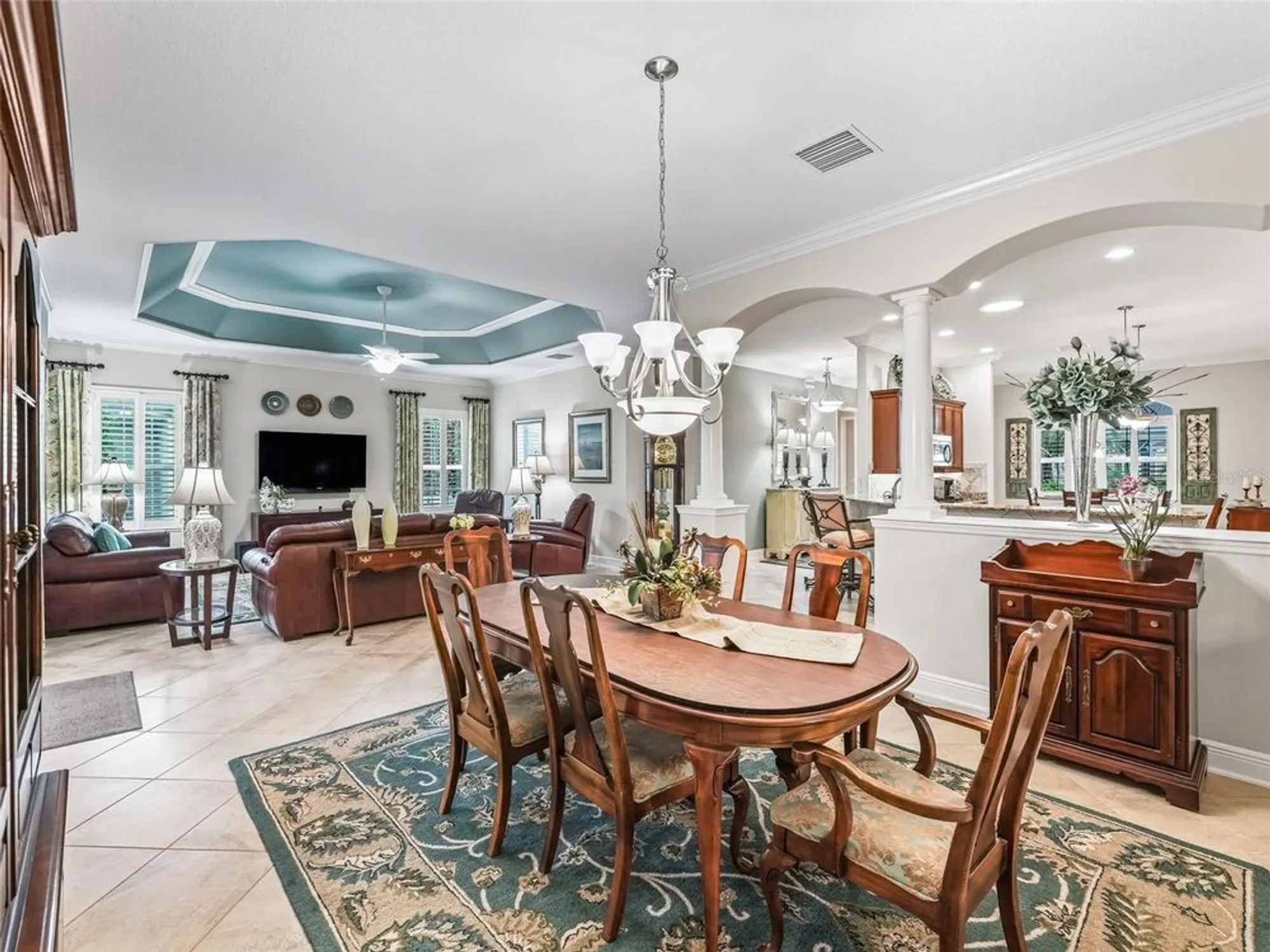 Property Slideshow image 30 of 59 | 2217 isleworth cir, The Villages, FL, 32163