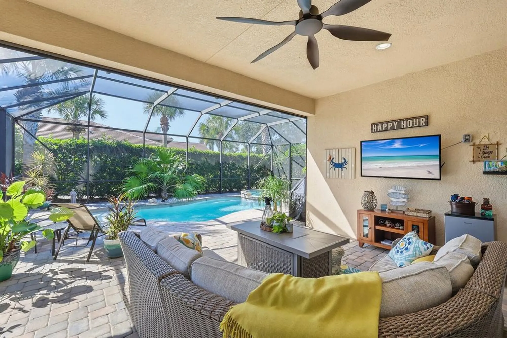 Property Slideshow image 30 of 89 | 1250 tidewater ct, Bradenton, FL, 34208