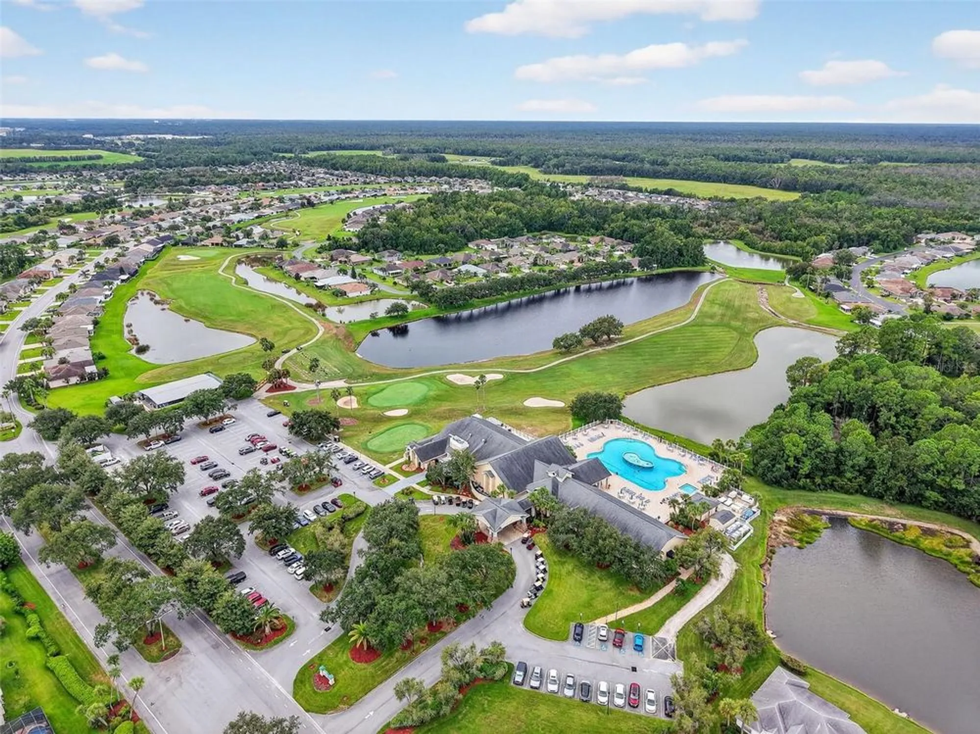 Property Slideshow image 15 of 55 | 29307 schinnecock hills ln, San Antonio, FL, 33576