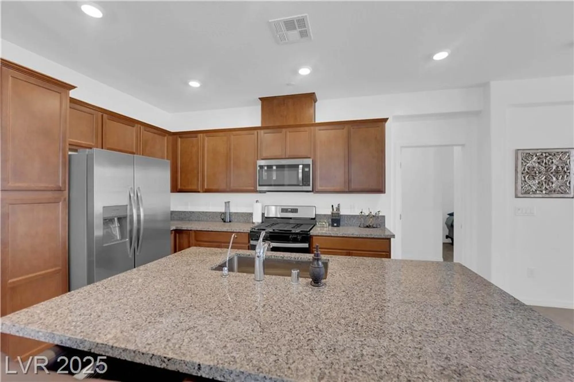 Property Slideshow image 11 of 43 | 10151 carmine clay dr, Las Vegas, NV, 89143