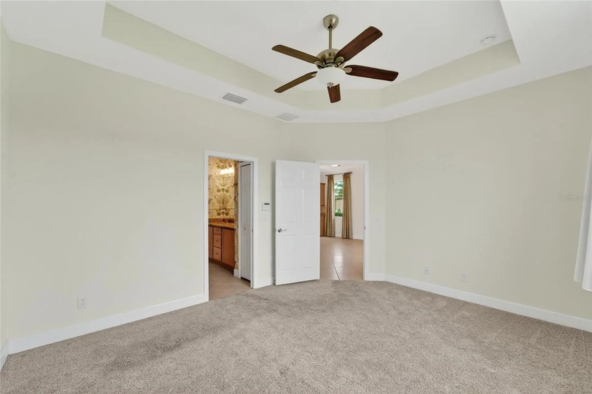 Property Slideshow image 34 of 64 | 2226 nottingham greens dr, Sun City Center, FL, 33573