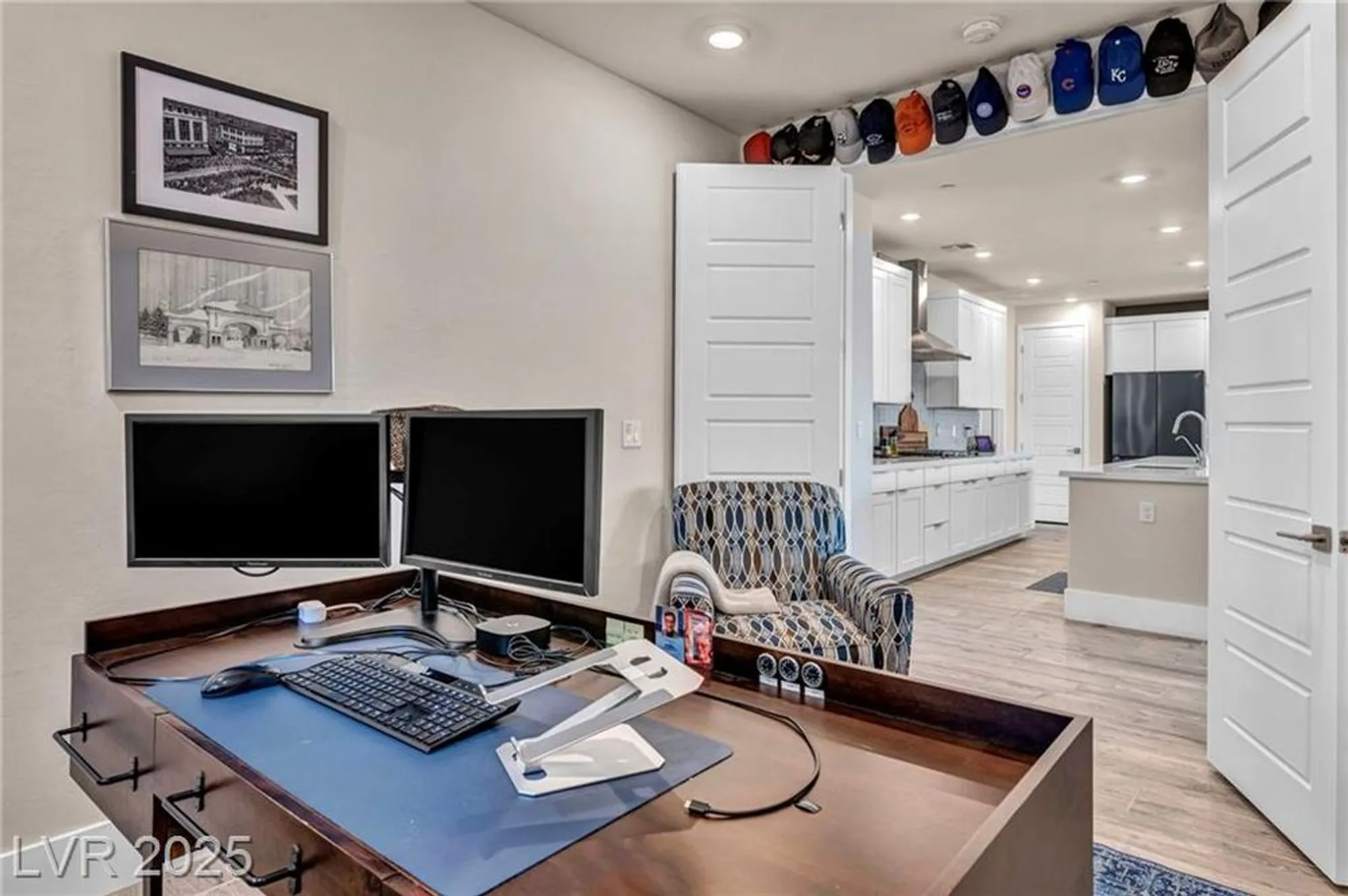 Property Slideshow image 28 of 90 | 9641 balais dr, Las Vegas, NV, 89143