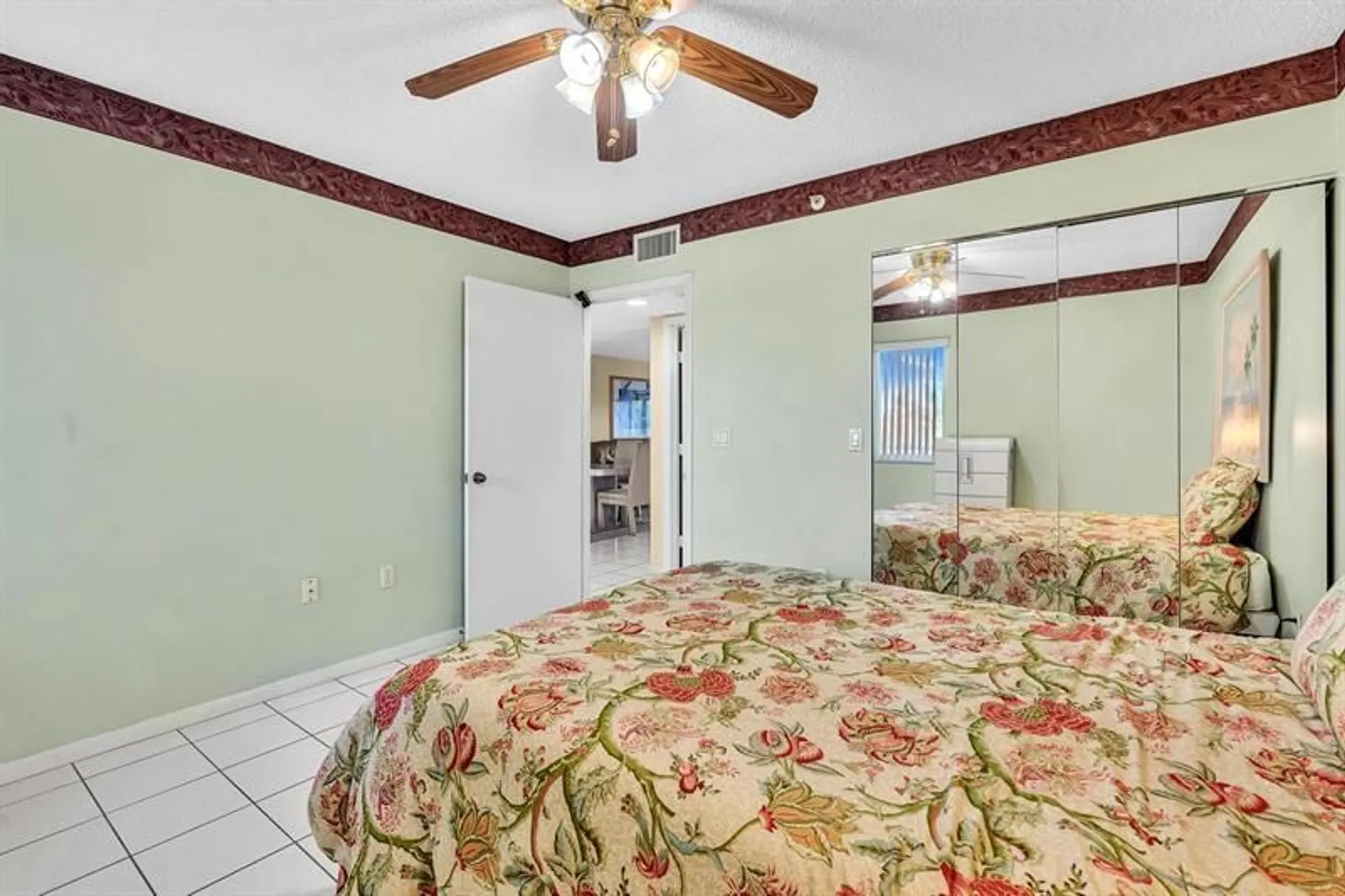 Property Slideshow image 26 of 72 | 9560 weldon cir apt j413, Fort Lauderdale, FL, 33321