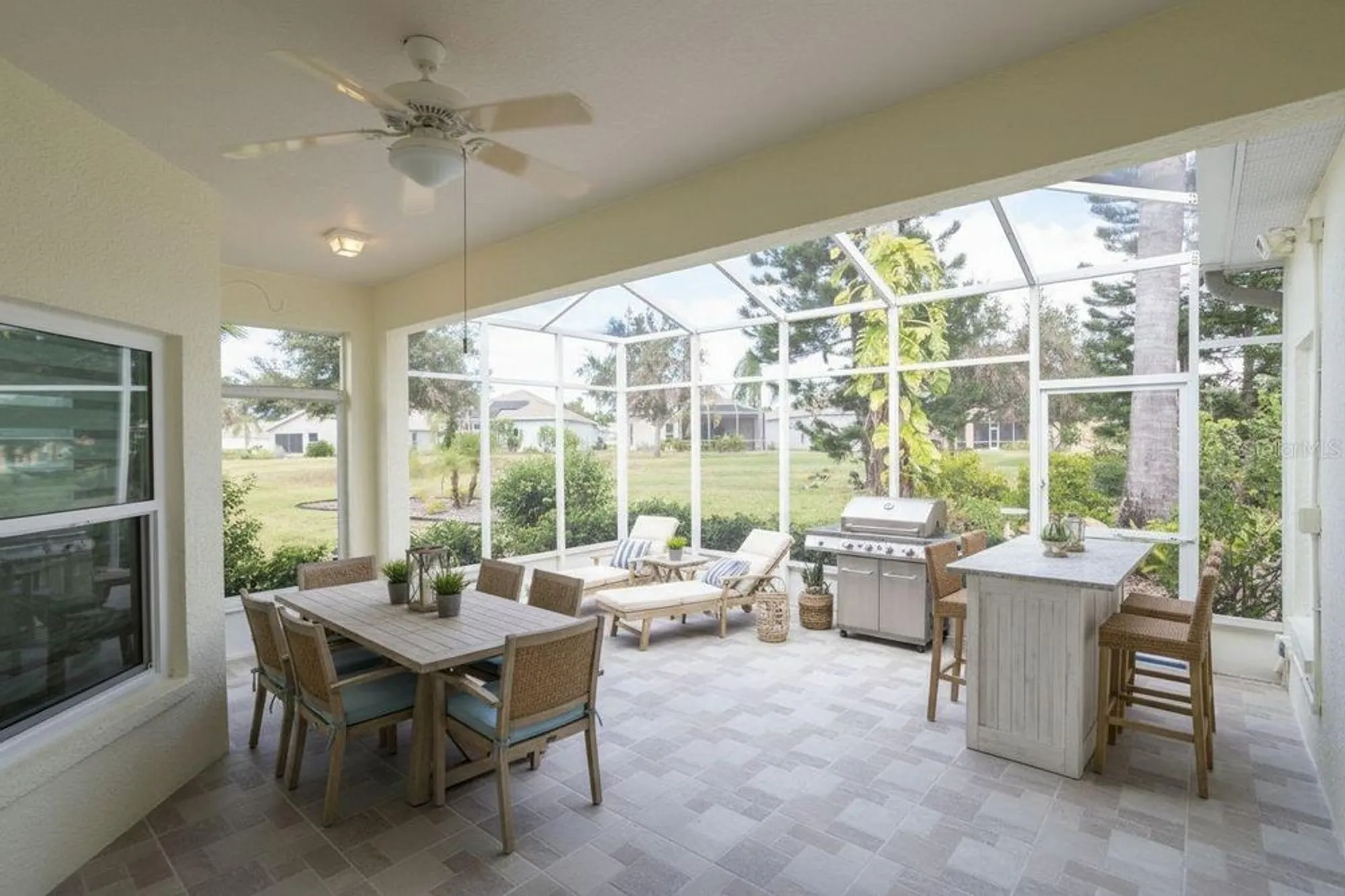 Property Slideshow image 43 of 89 | 2529 sandy hill ct, Holiday, FL, 34691