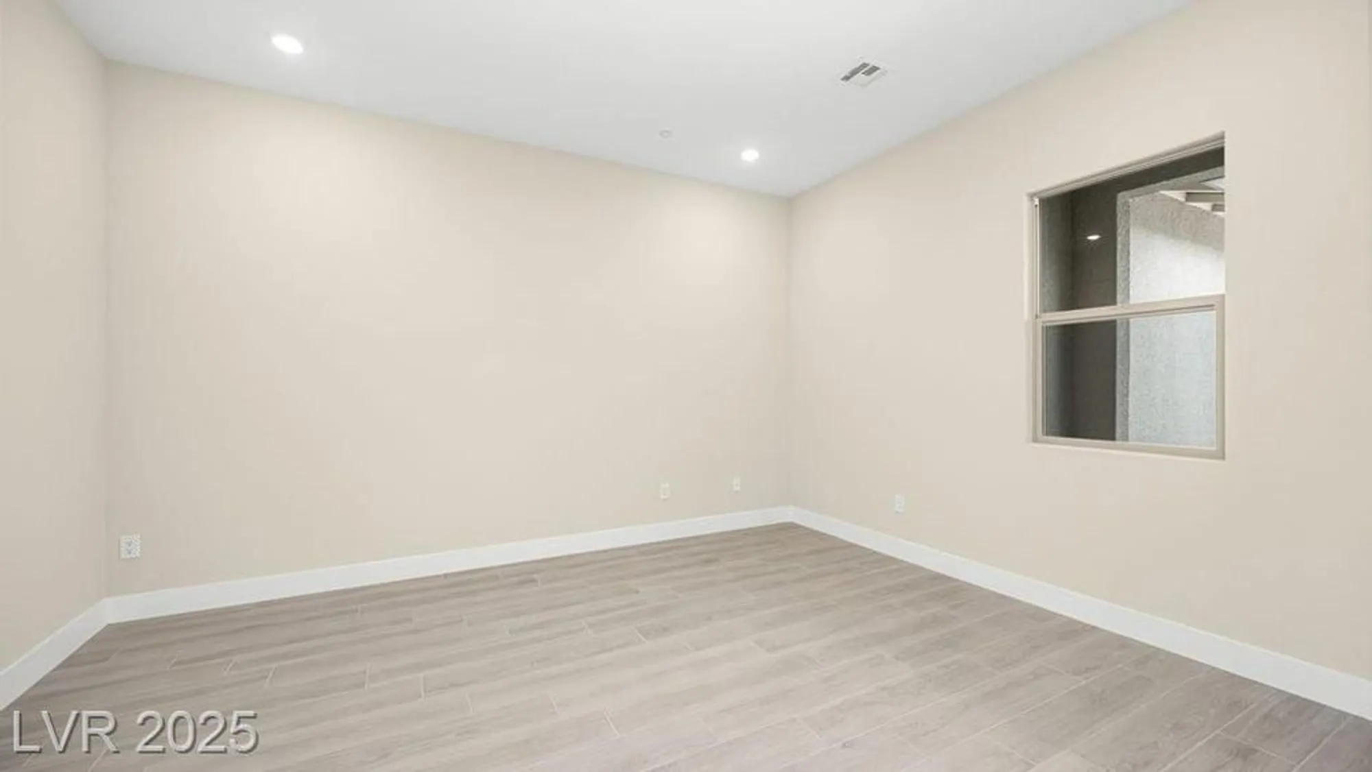 Property Slideshow image 16 of 48 | 237 paraggi bay dr, Henderson, NV, 89011