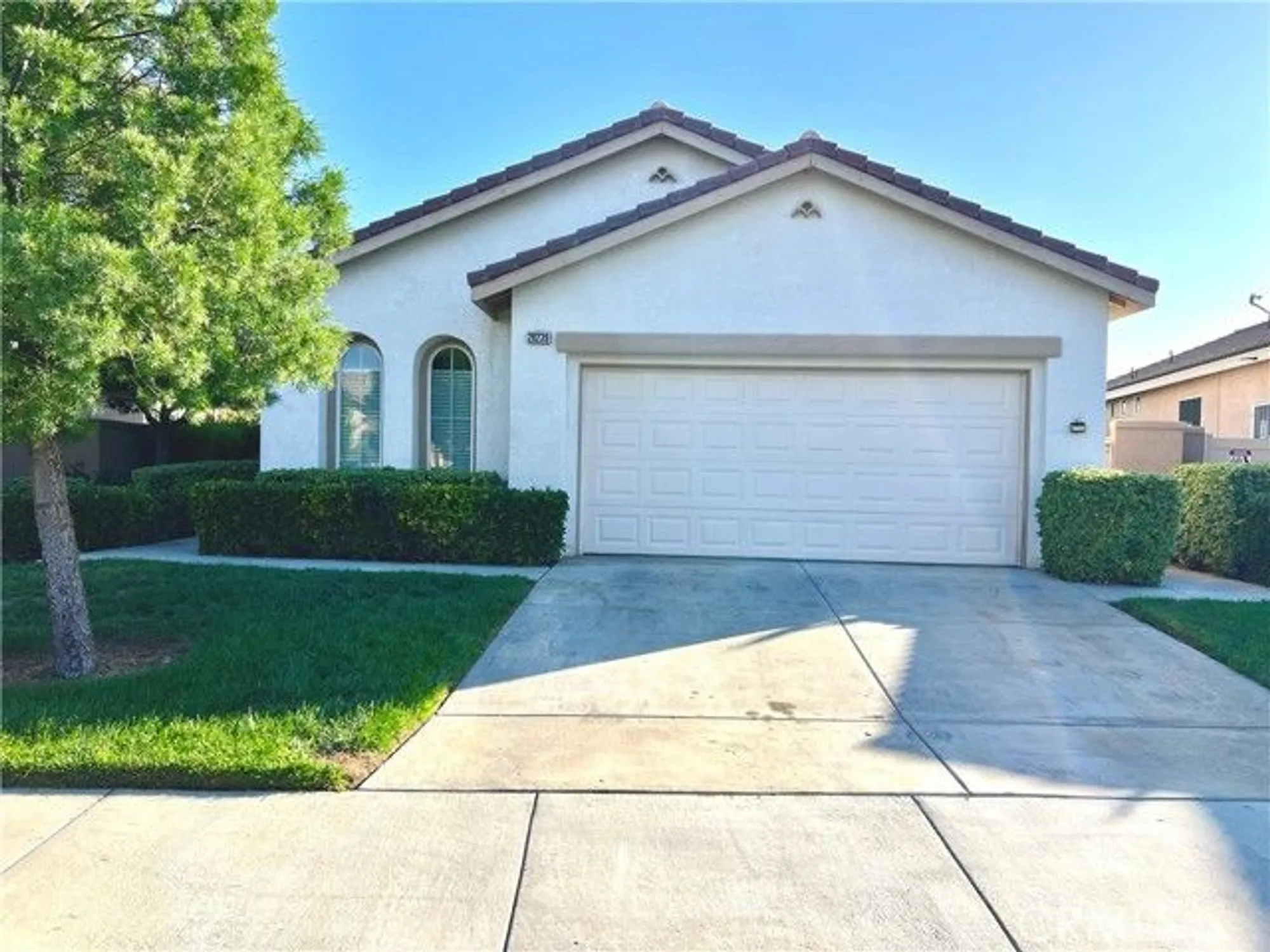 Property Slideshow image 1 of 41 | 28239 long meadow dr, Menifee, CA, 92584
