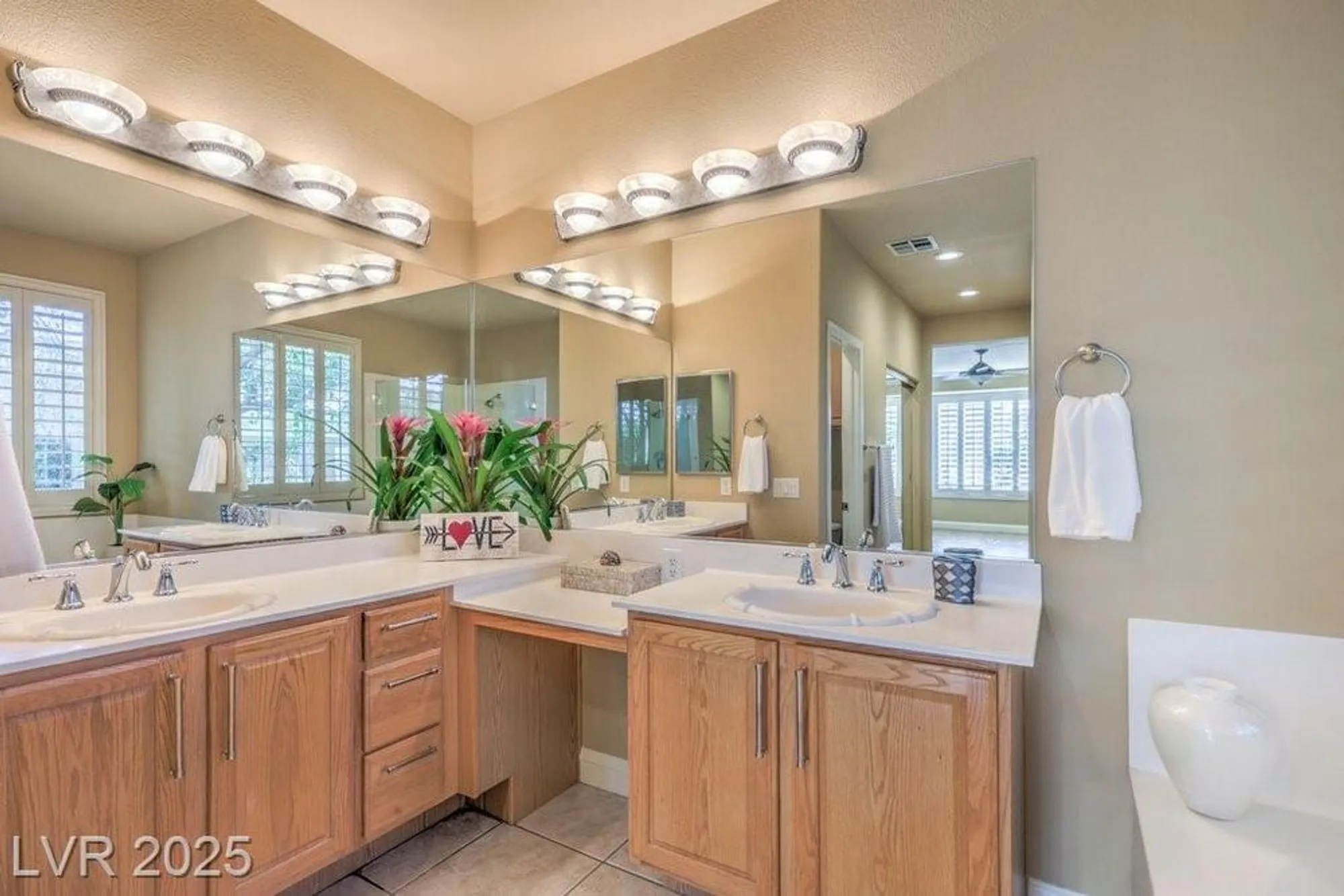 Property Slideshow image 23 of 56 | 10551 mandarino ave, Las Vegas, NV, 89135