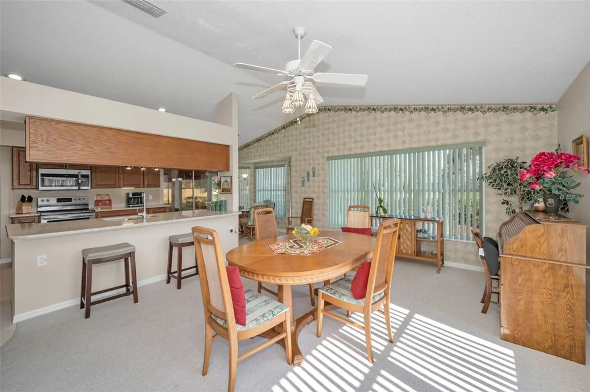 Property Slideshow image 28 of 100 | 1136 almondwood dr, Trinity, FL, 34655