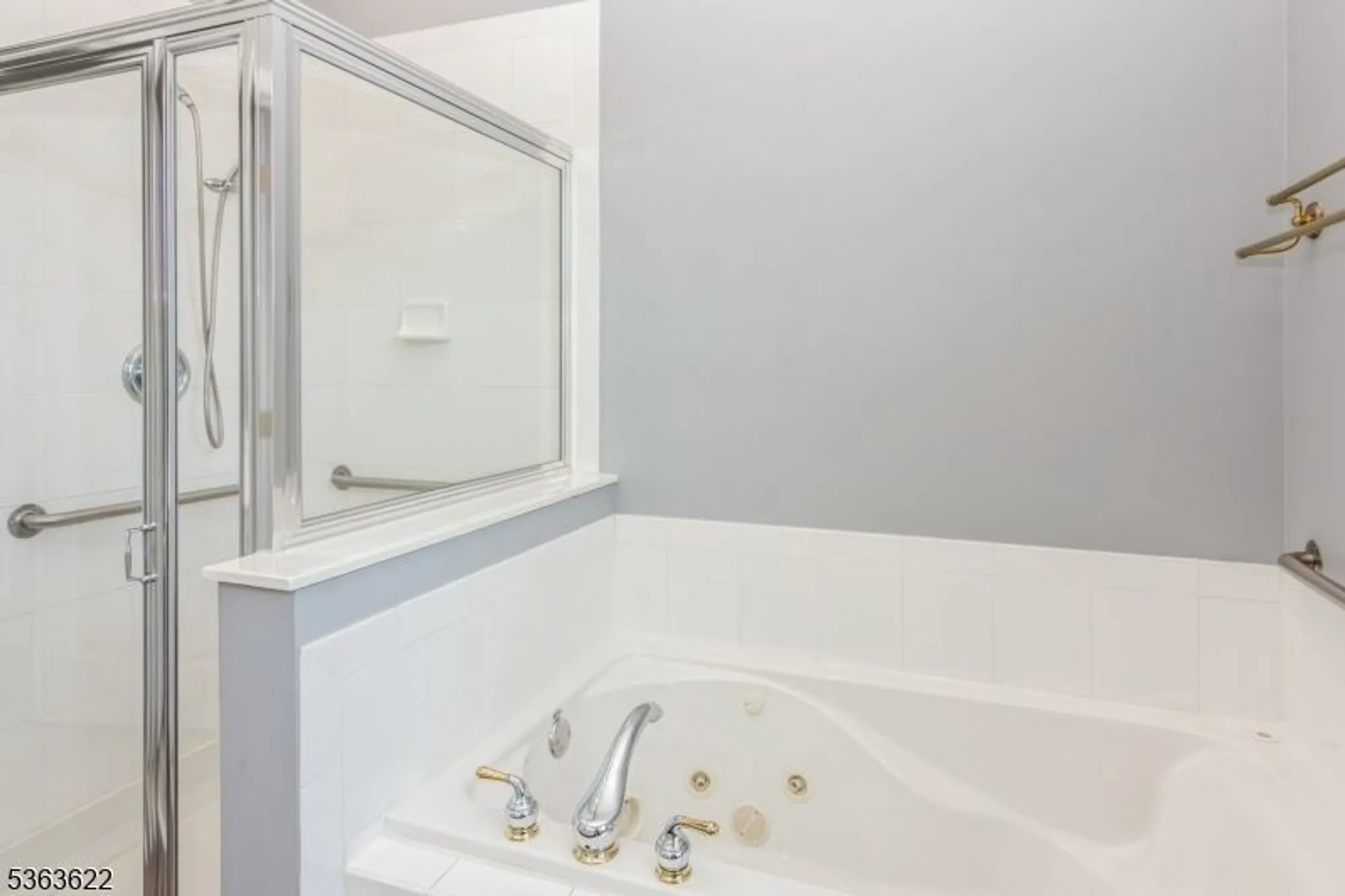 Property Slideshow image 17 of 28 | 2305 courtney ln, Somerset, NJ, 08873