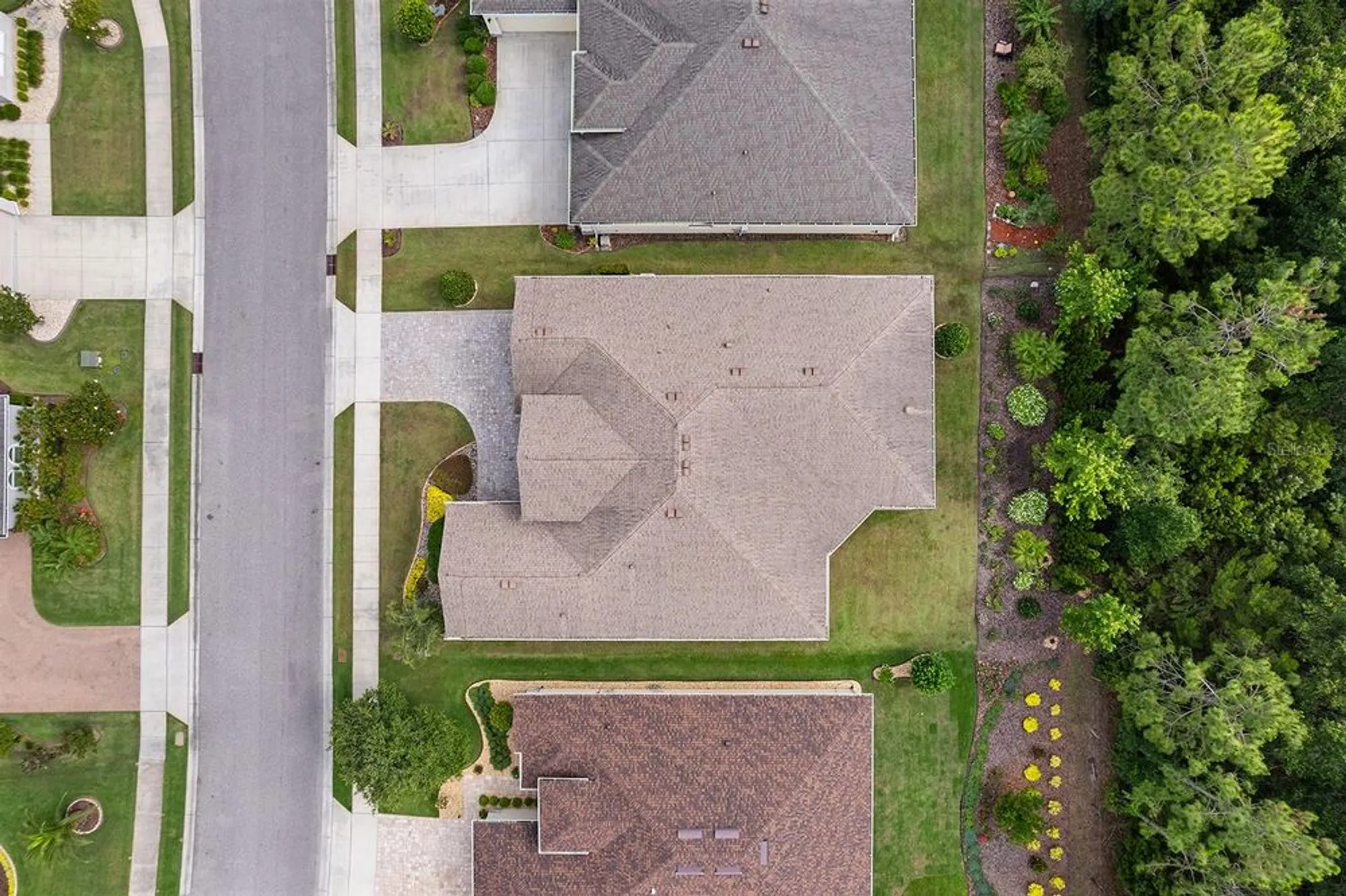 Property Slideshow image 38 of 53 | 8348 bridgeport bay cir, Mount Dora, FL, 32757