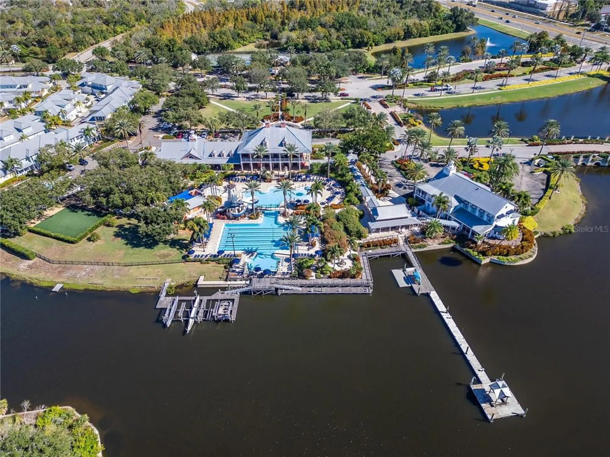 Property Slideshow image 82 of 90 | 114 aberdeen pond dr, Apollo Beach, FL, 33572