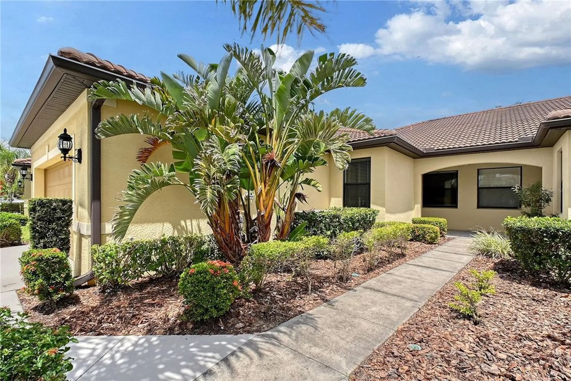 Property Slideshow image 3 of 69 | 1318 ballota ln, North Port, FL, 34289