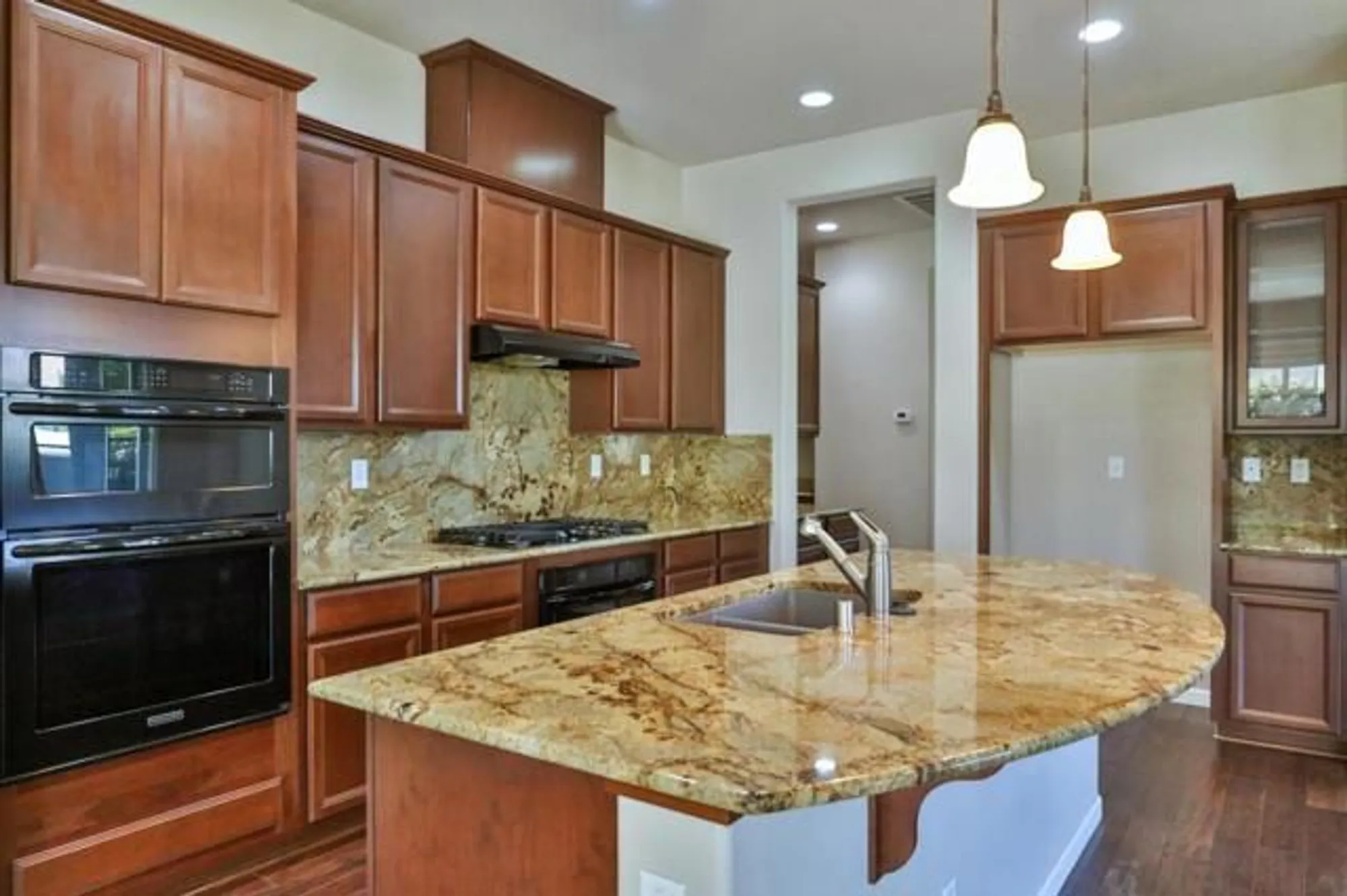 Property Slideshow image 24 of 107 | 2690 steeple run ln, Manteca, CA, 95336