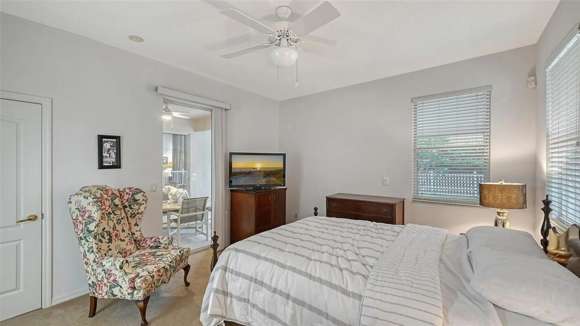 Property Slideshow image 21 of 58 | 6734 w country club ln, Sarasota, FL, 34243
