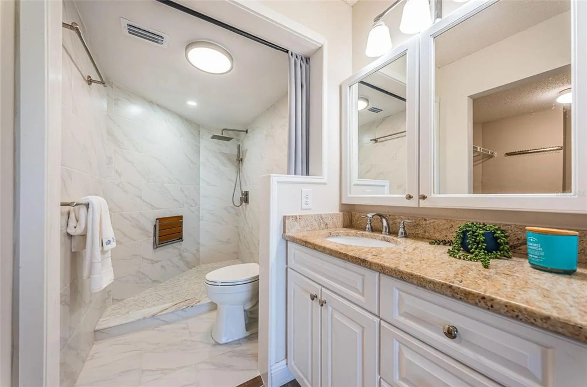 Property Slideshow image 29 of 62 | 6158 palma del mar blvd s apt 306, St Petersburg, FL, 33715