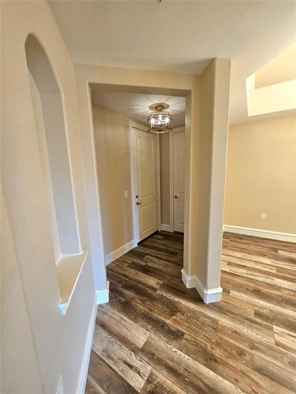 Property Slideshow image 7 of 35 | 301 watermere dr apt 216, Southlake, TX, 76092