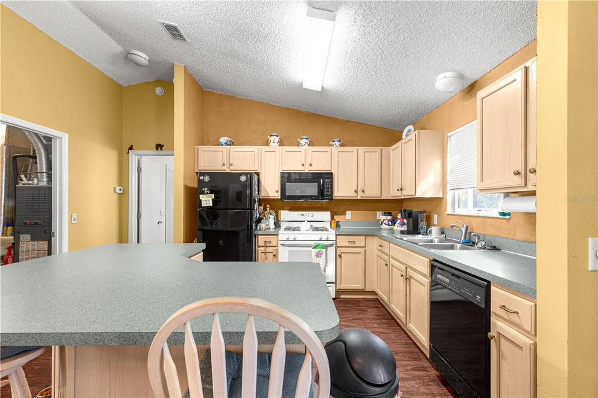 Property Slideshow image 14 of 31 | 9345 se 177th simons ln, The Villages, FL, 32162