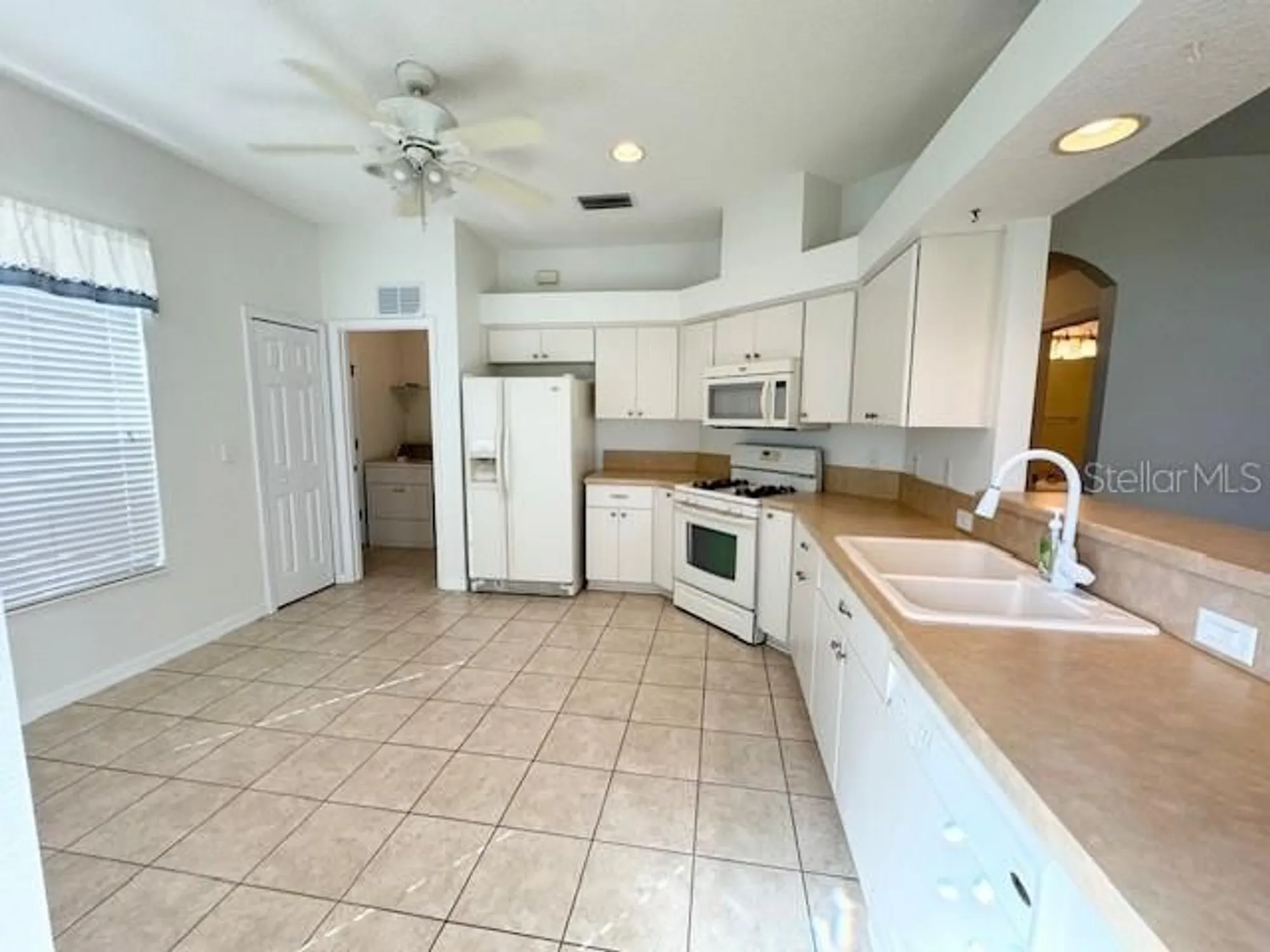 Property Slideshow image 47 of 77 | 20505 queen alexandra dr, Leesburg, FL, 34748