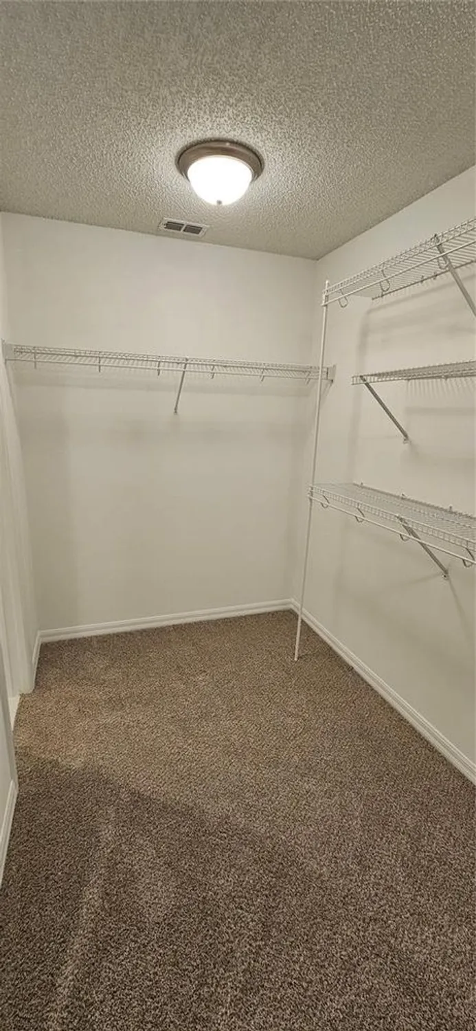 Property Slideshow image 16 of 27 | 32712 timberwood dr, Leesburg, FL, 34748