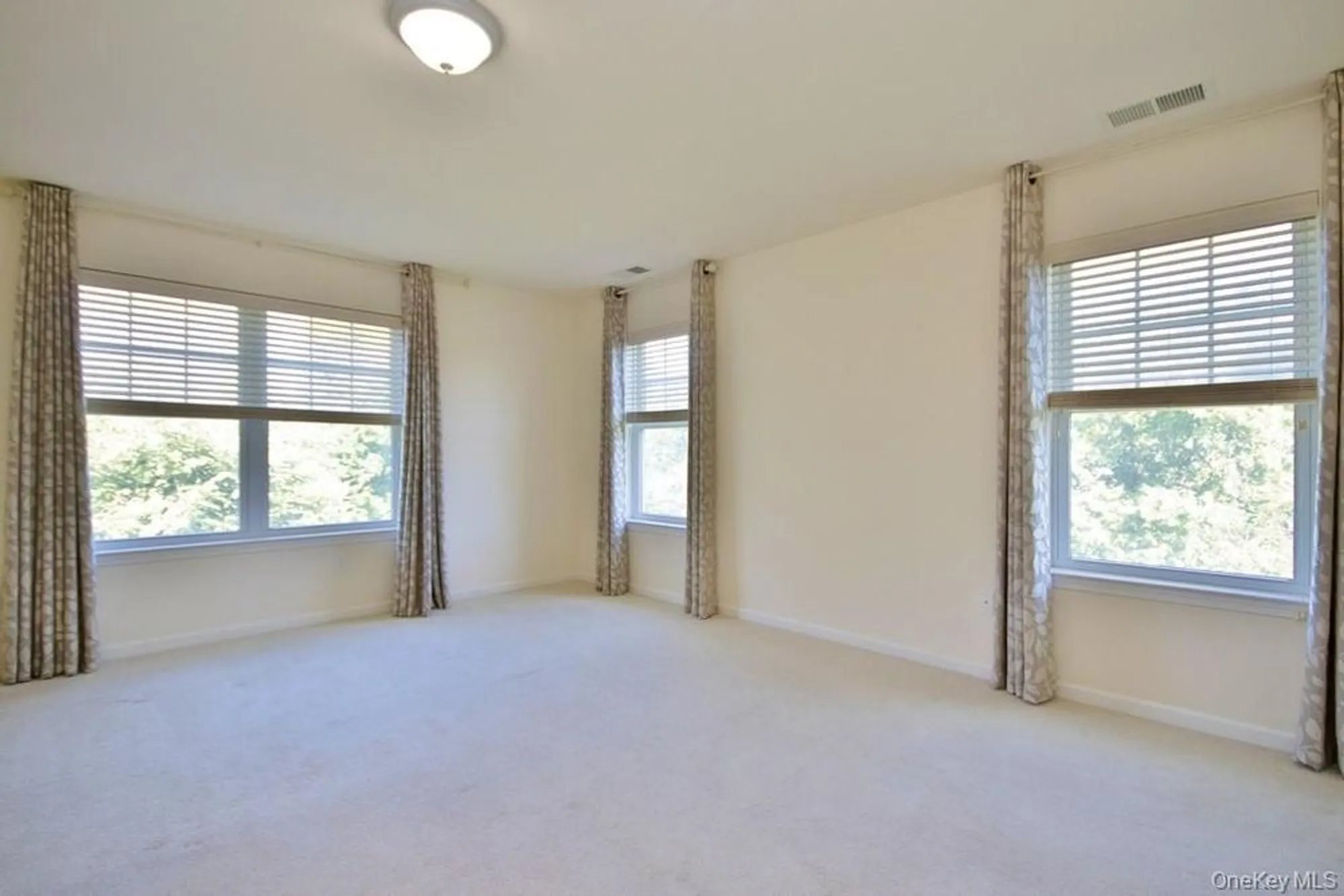 Property Slideshow image 12 of 28 | 11 revolution rd, Cold Spring, NY, 10516