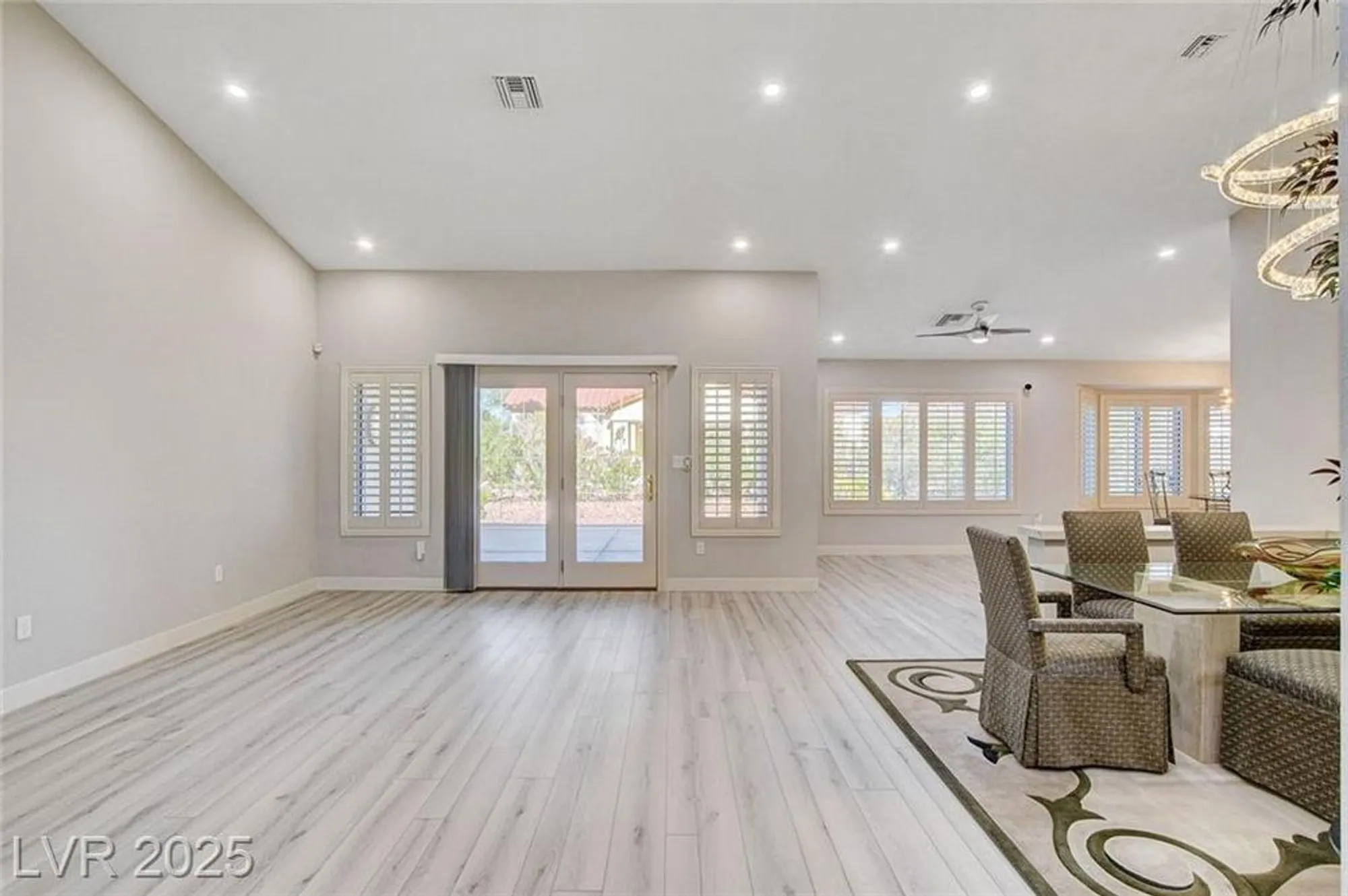 Property Slideshow image 8 of 42 | 10044 woodhouse dr, Las Vegas, NV, 89134