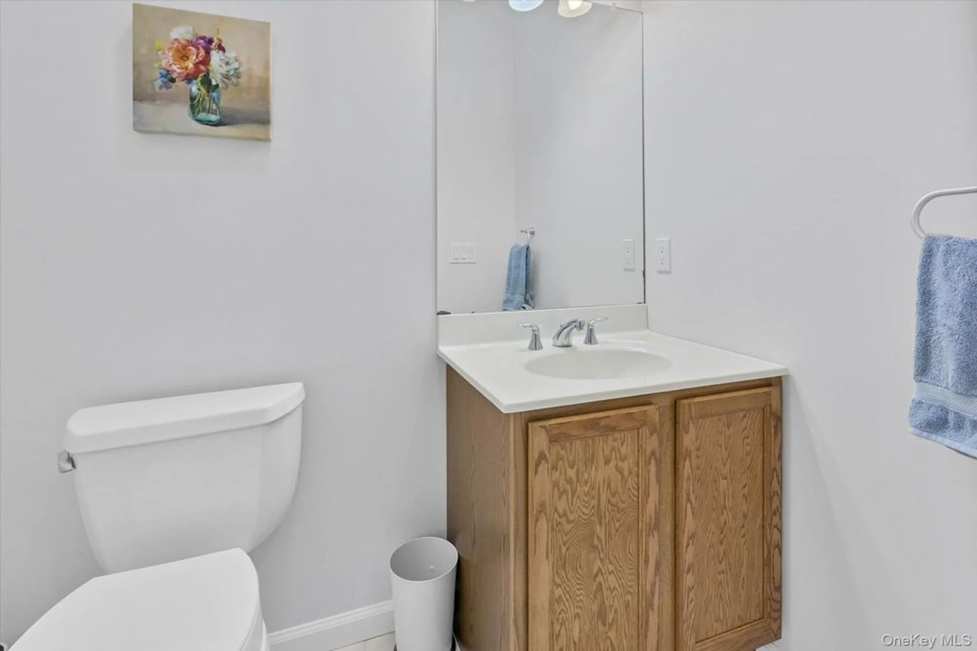 Property Slideshow image 12 of 34 | 67 stoneleigh dr, Riverhead, NY, 11901