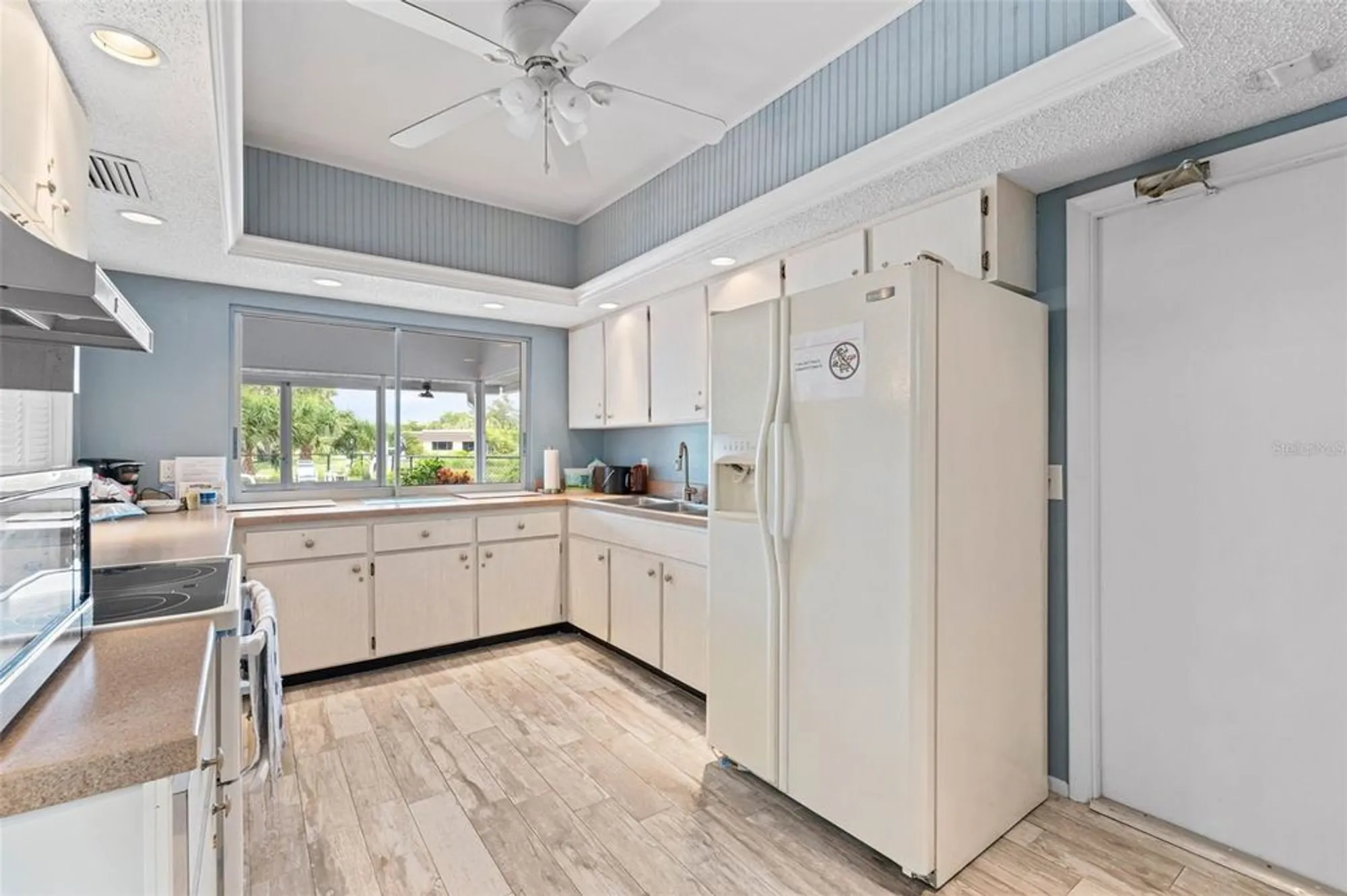 Property Slideshow image 36 of 42 | 3952 ashwood ln 37, Sarasota, FL, 34232