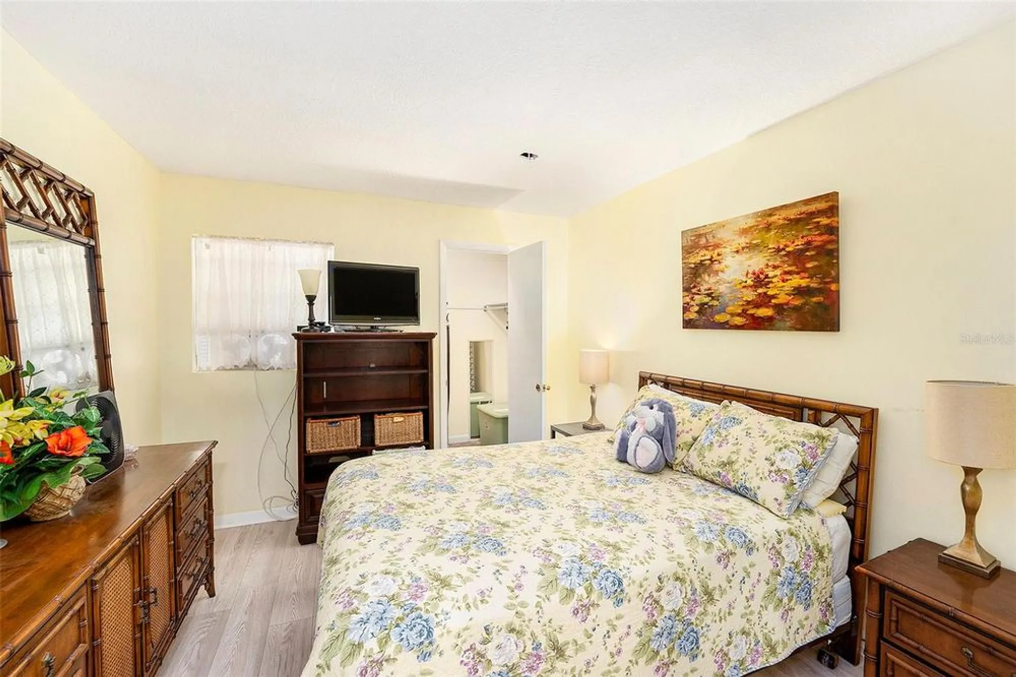 Property Slideshow image 19 of 31 | 5216 81st st n apt 2, St Petersburg, FL, 33709