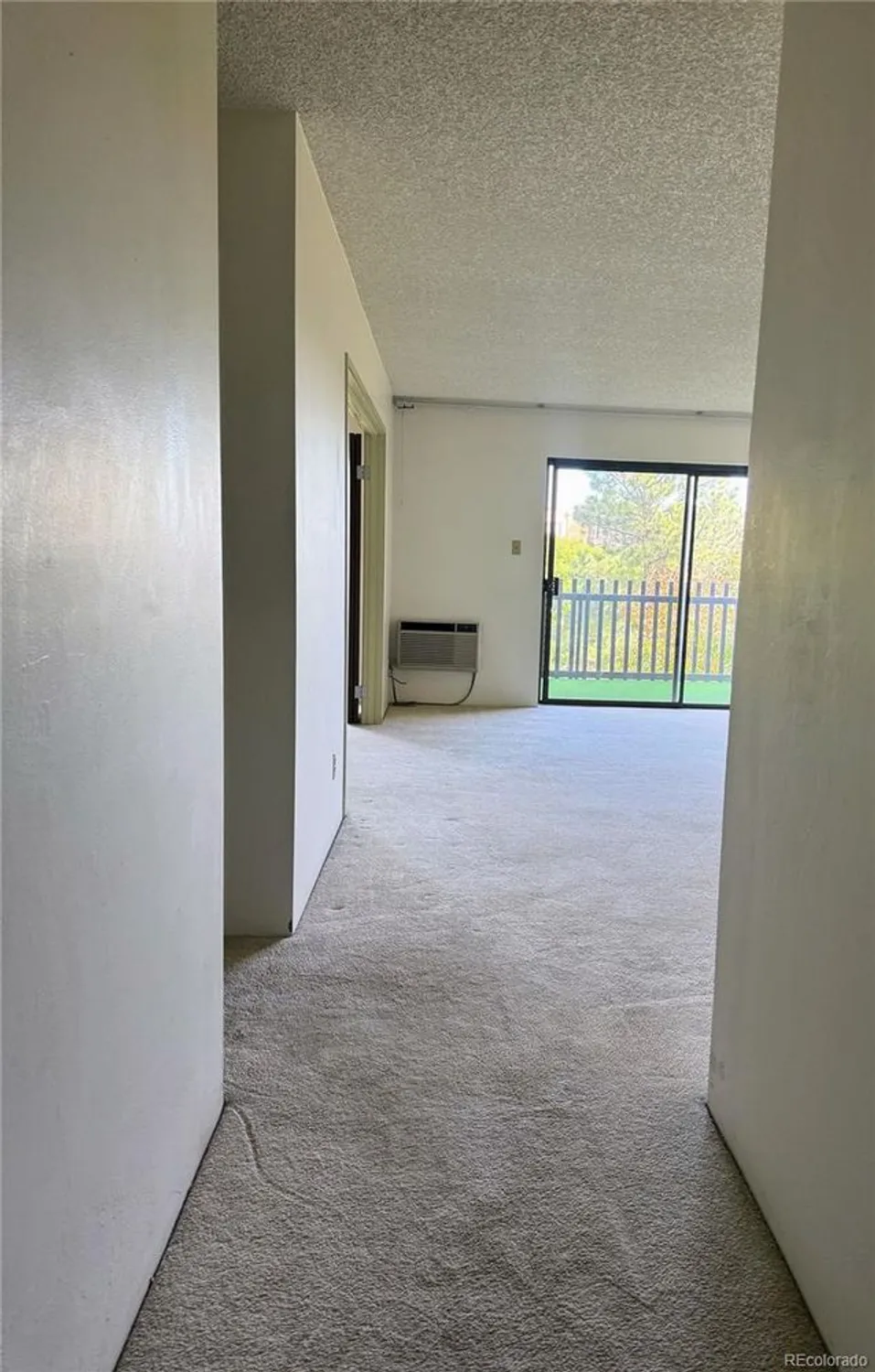 Property Slideshow image 5 of 37 | 13601 e marina dr 508, Aurora, CO, 80014