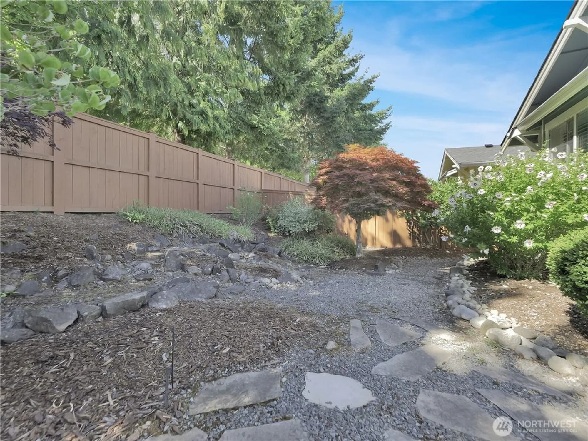 Property Slideshow image 28 of 37 | 8217 bainbridge loop, Lacey, WA, 98516