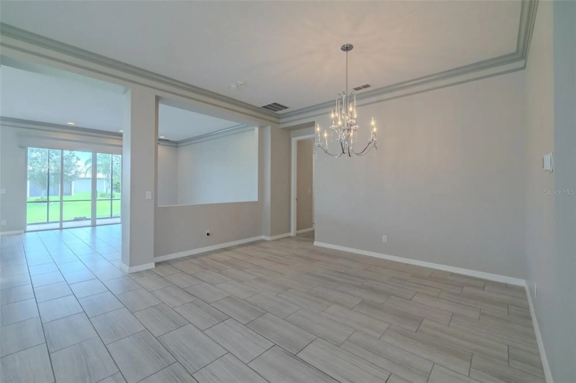 Property Slideshow image 19 of 100 | 16106 cedar key dr, Wimauma, FL, 33598